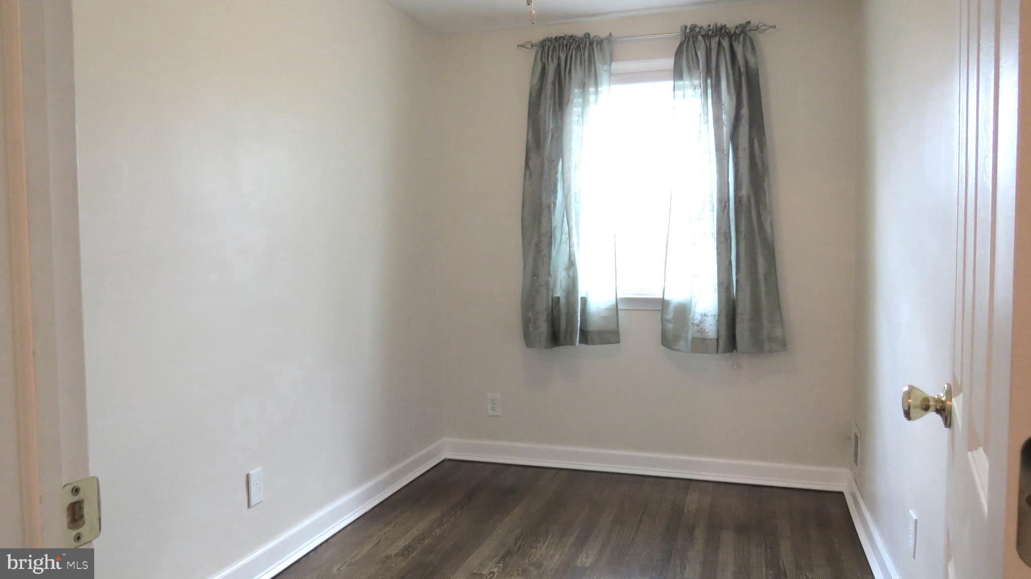 HAWTHORNE - Residential