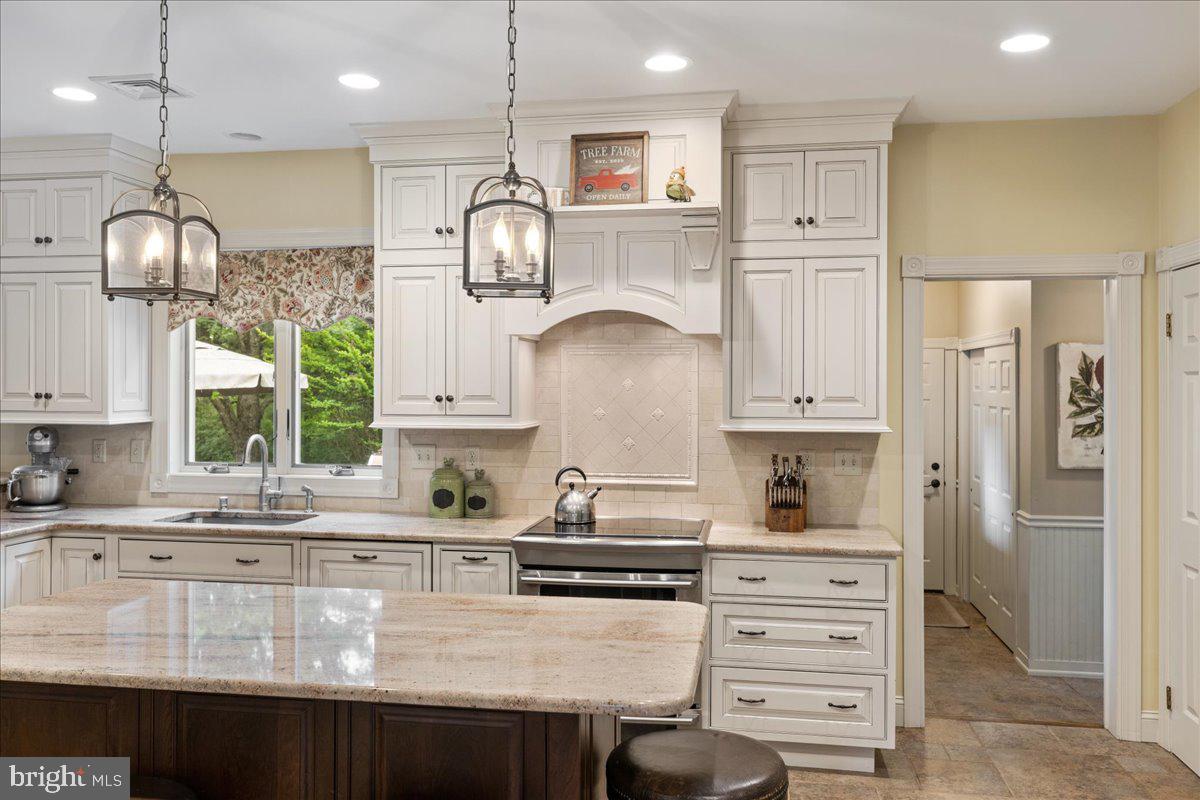 DOYLESTOWN - Residential