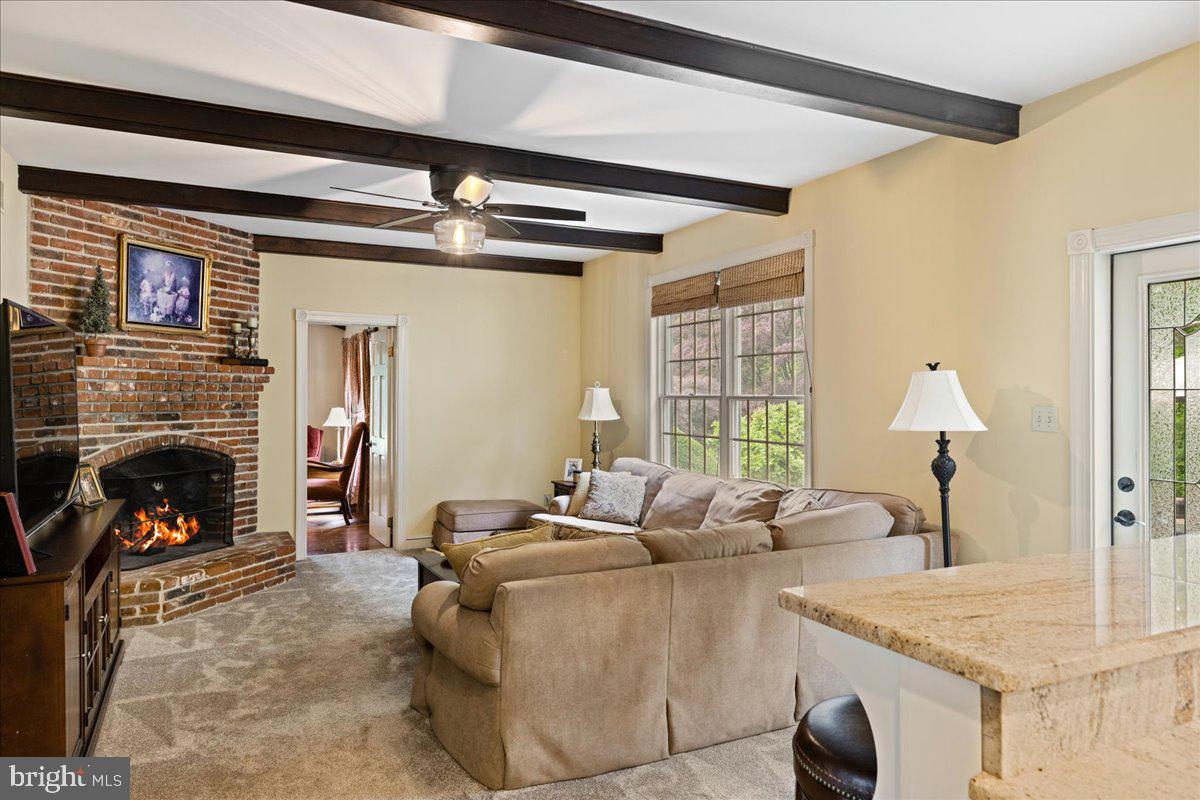 DOYLESTOWN - Residential
