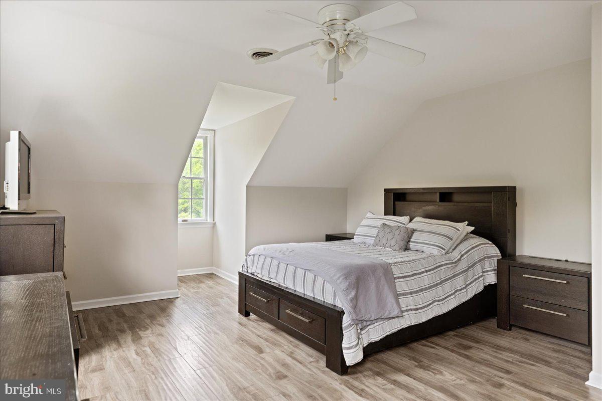 DOYLESTOWN - Residential