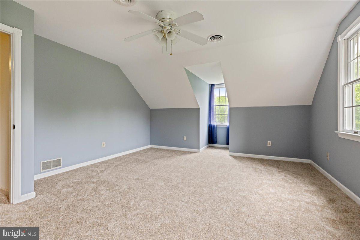 DOYLESTOWN - Residential