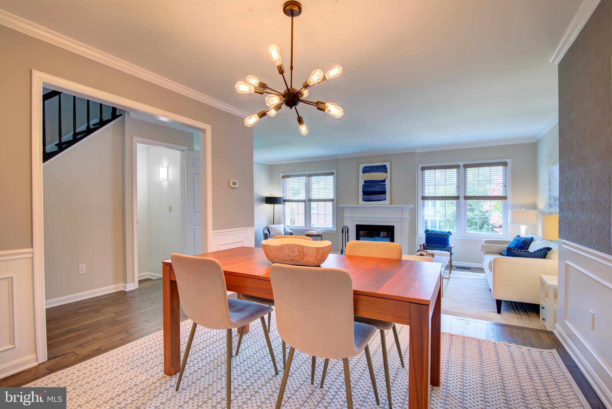 3025 MEETING STREET