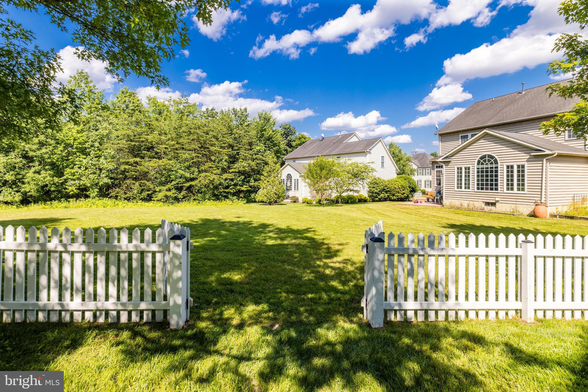 BELMONT GREENE - Residential