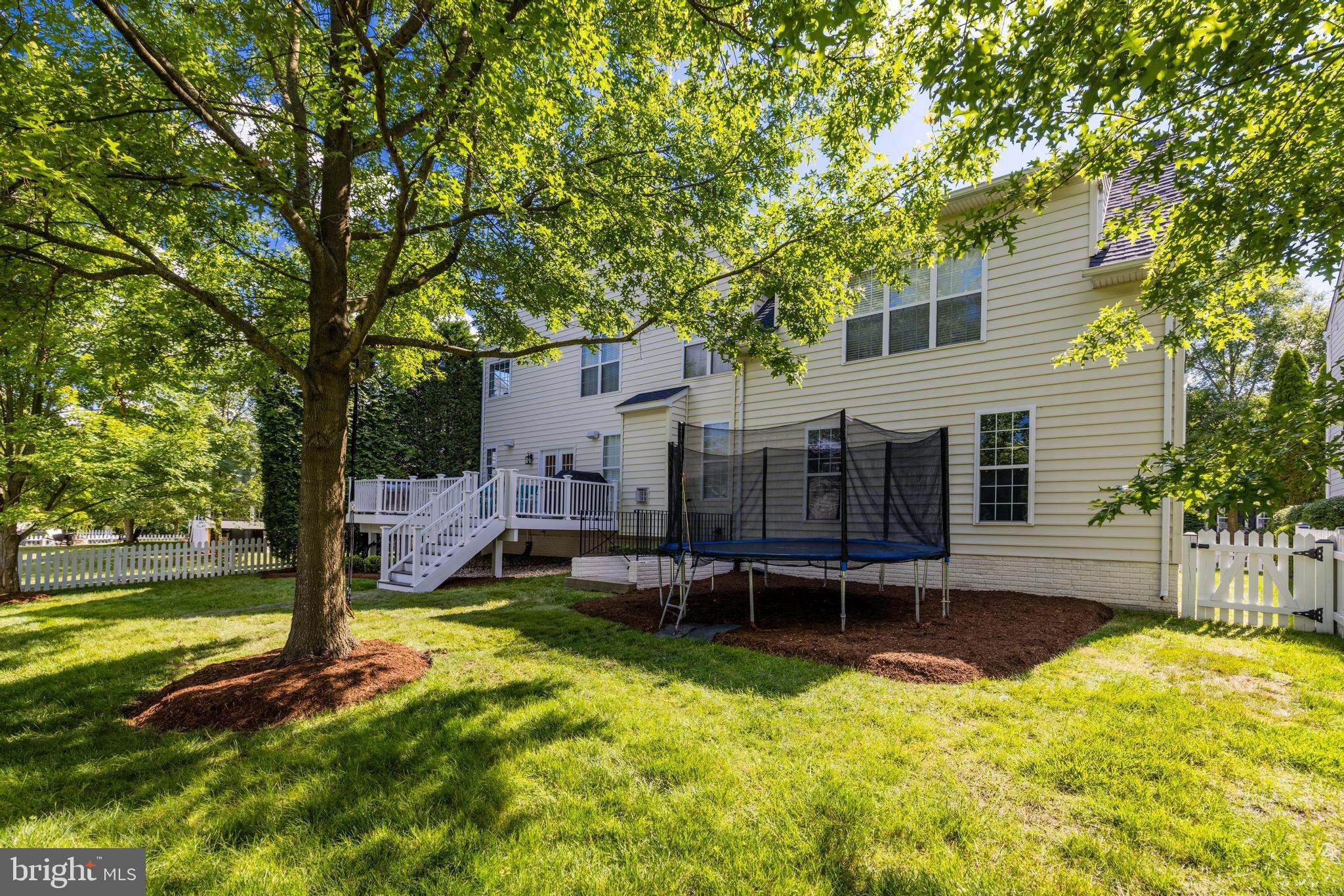 BELMONT GREENE - Residential