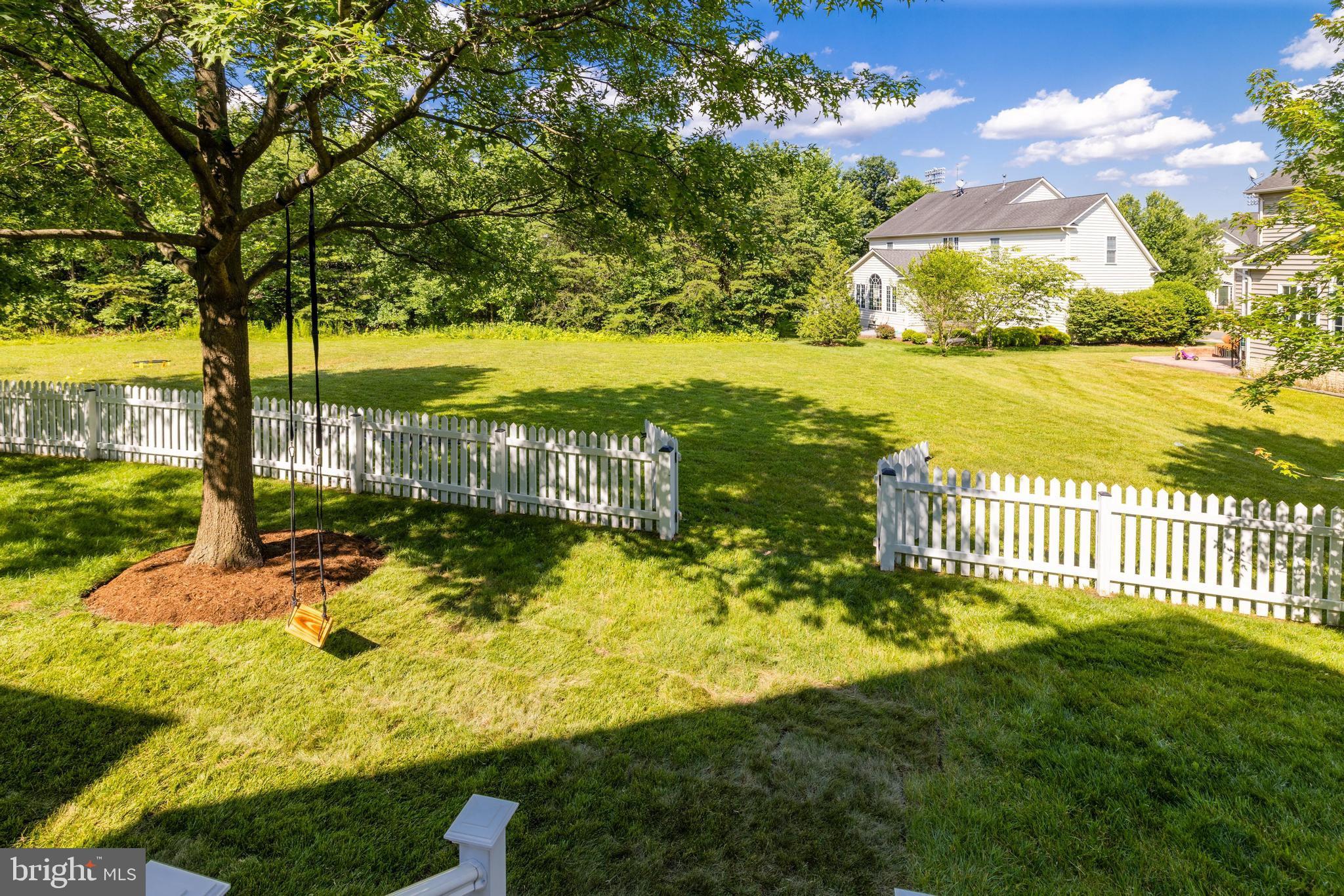 BELMONT GREENE - Residential