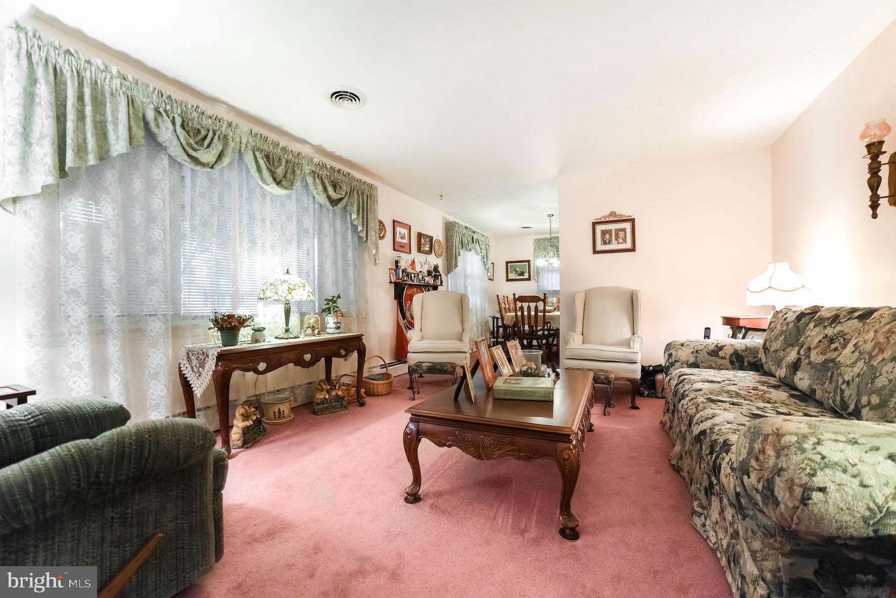 GOLDEN BEACH - Residential