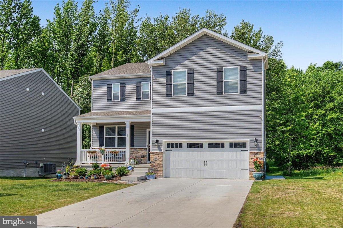 27 BUTTERCUP CIRCLE
