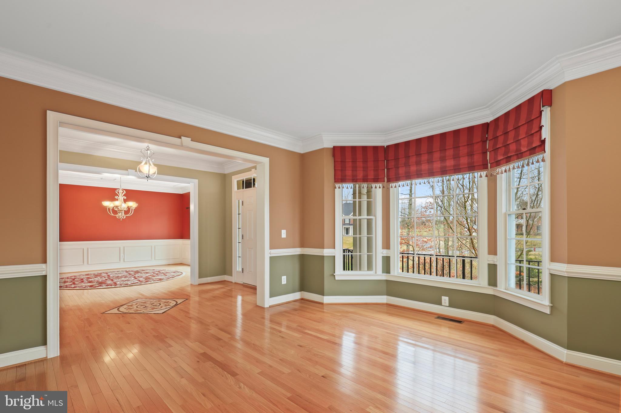 LAUREL OVERLOOK - Residential