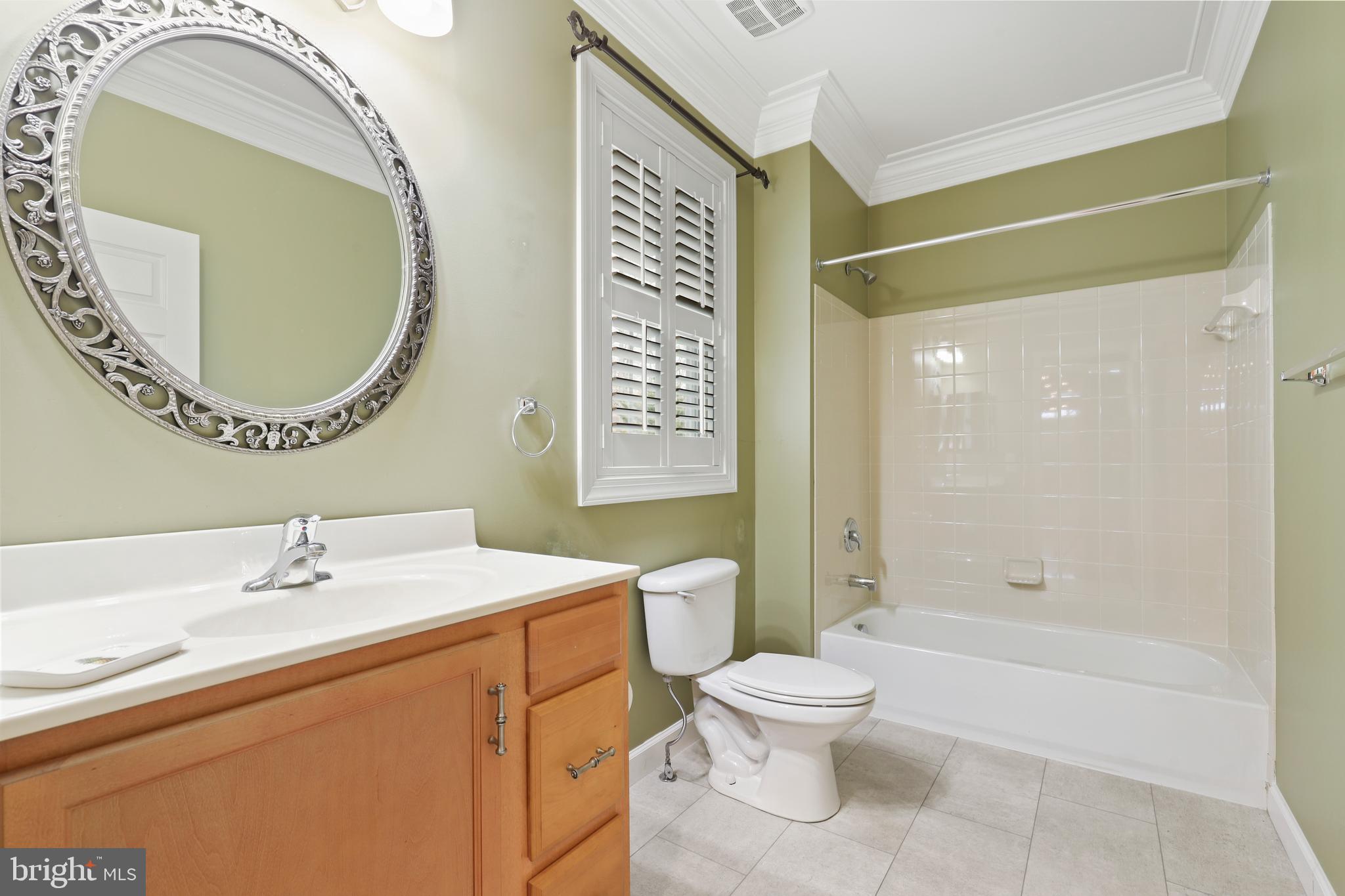 LAUREL OVERLOOK - Residential