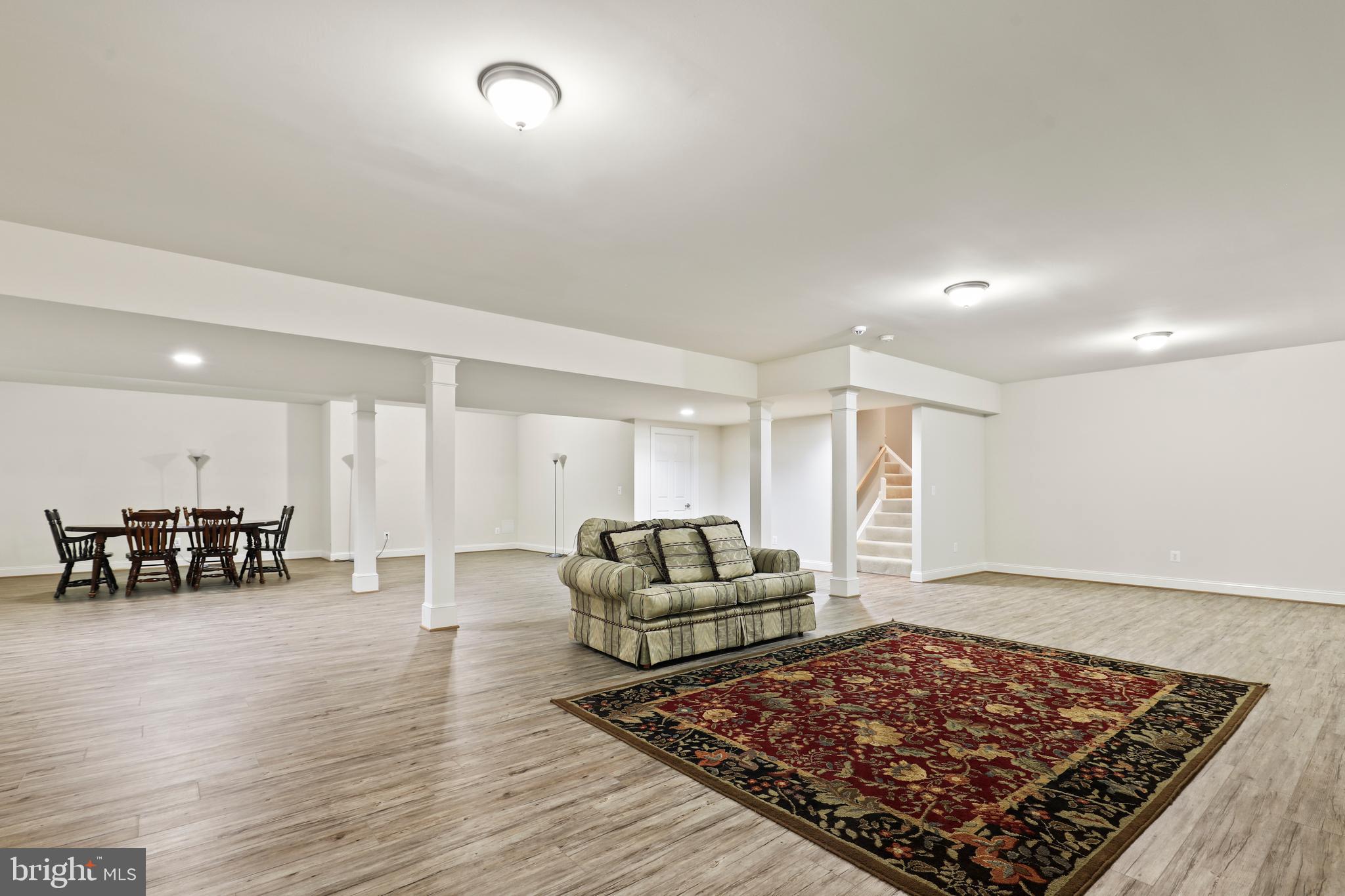 LAUREL OVERLOOK - Residential