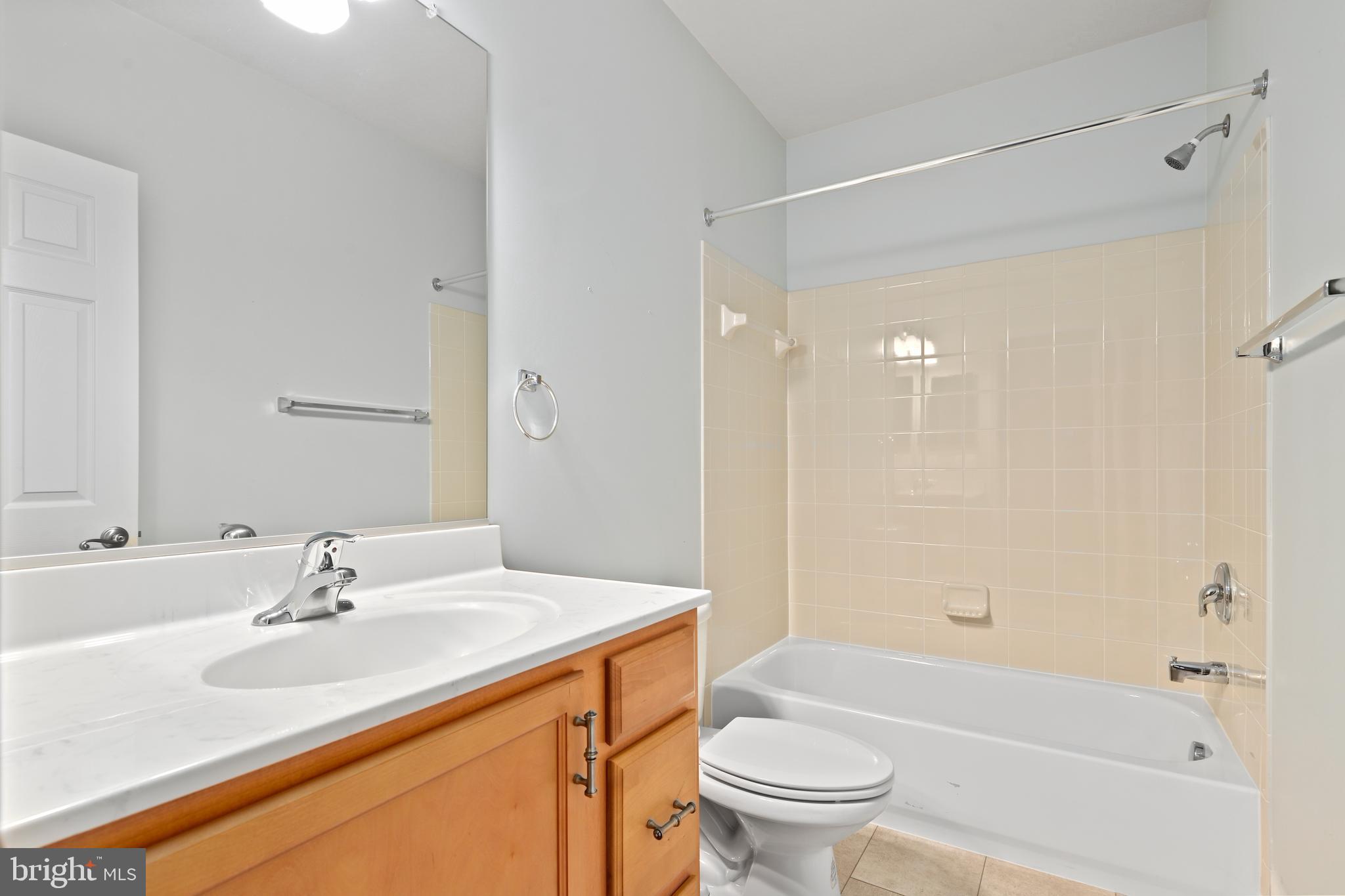 LAUREL OVERLOOK - Residential