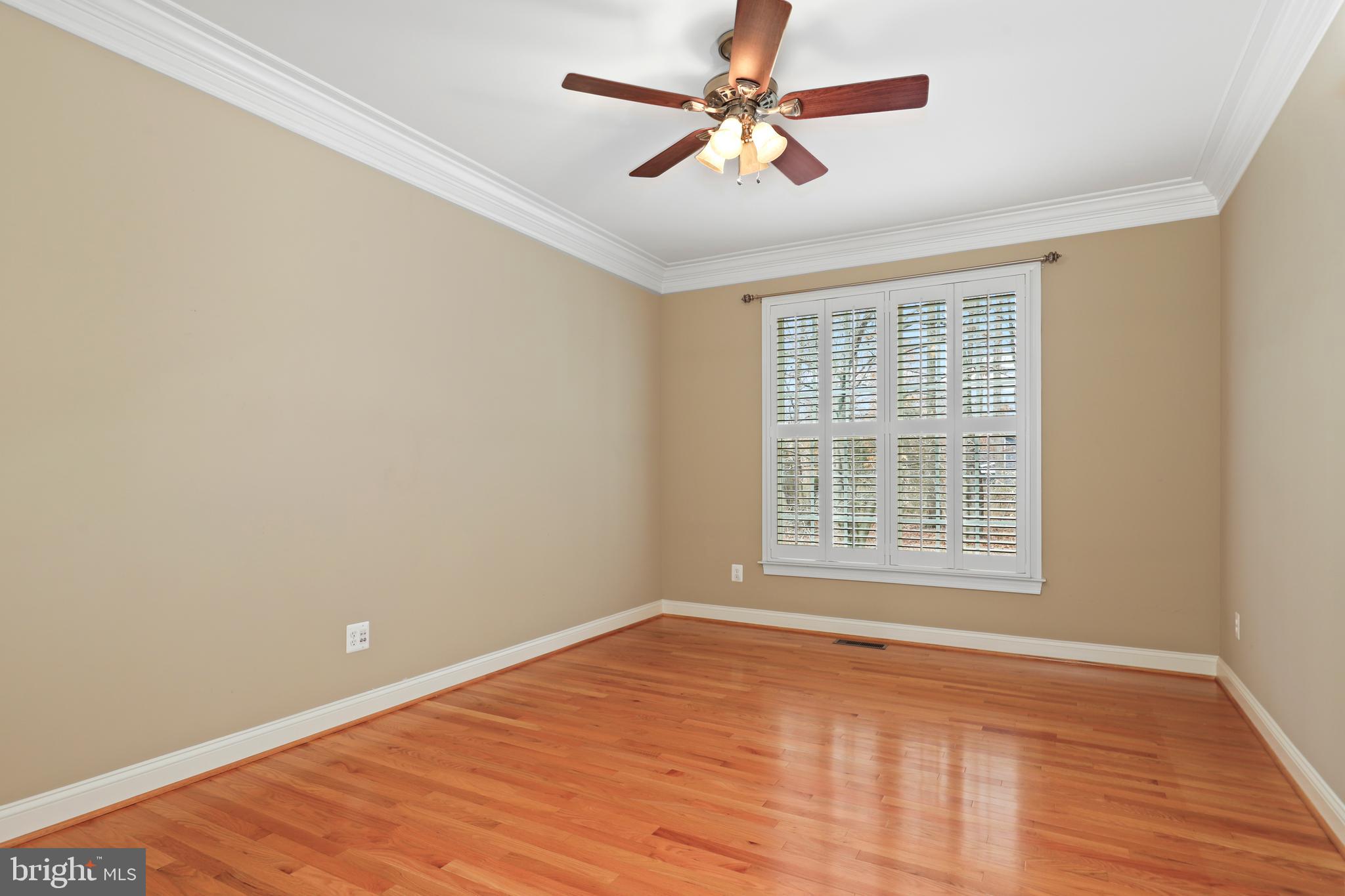 LAUREL OVERLOOK - Residential