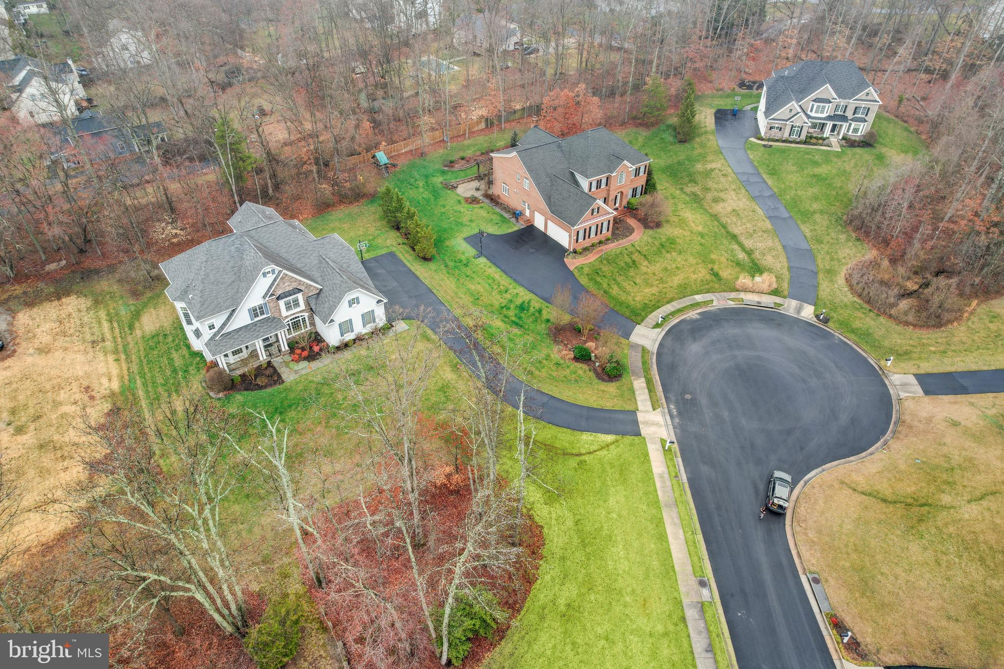 LAUREL OVERLOOK - Residential