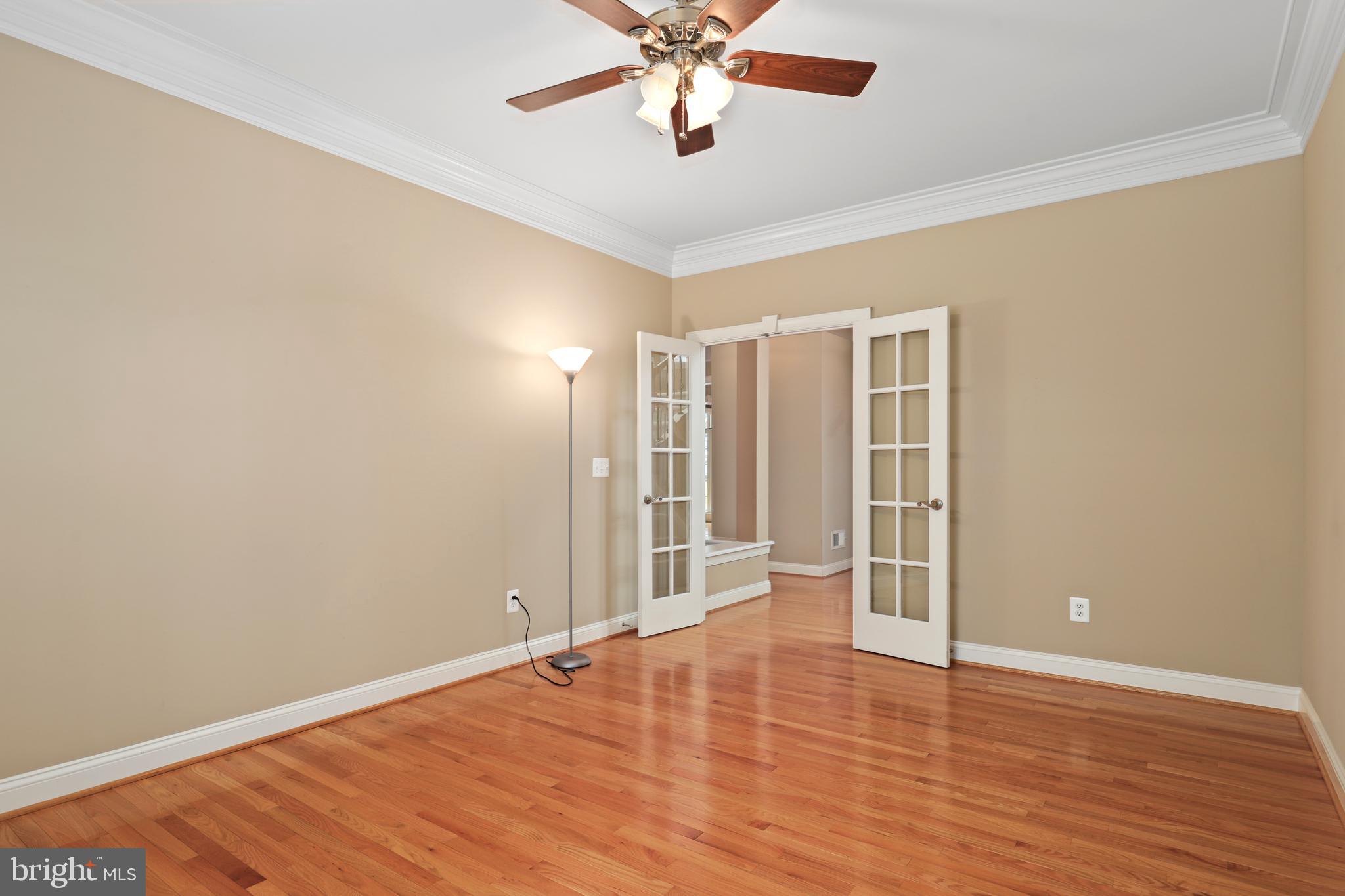 LAUREL OVERLOOK - Residential