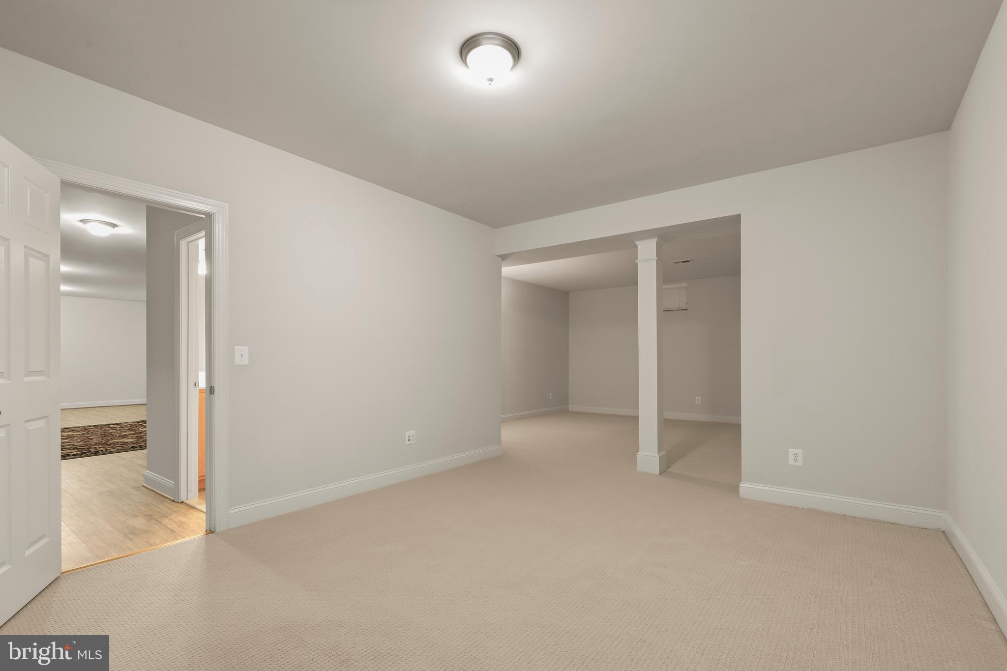 LAUREL OVERLOOK - Residential