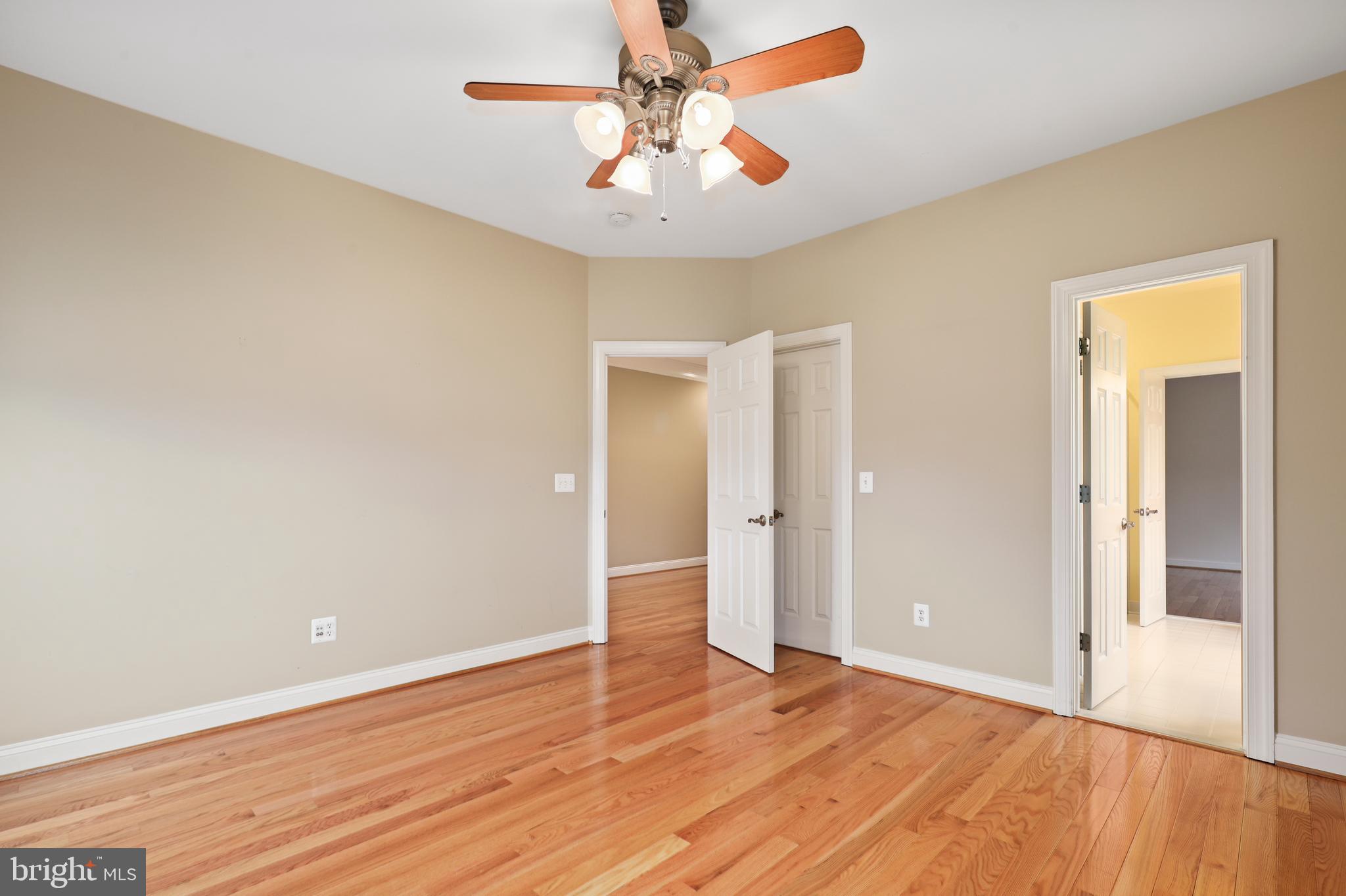 LAUREL OVERLOOK - Residential