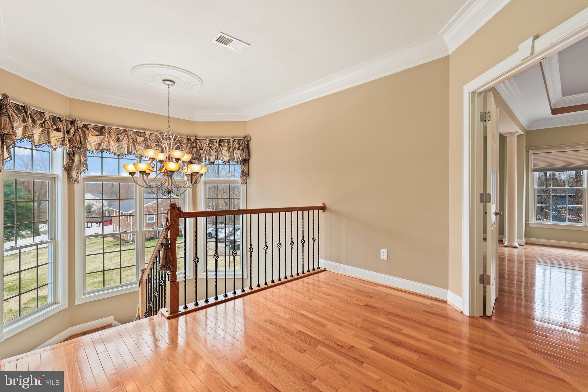 LAUREL OVERLOOK - Residential