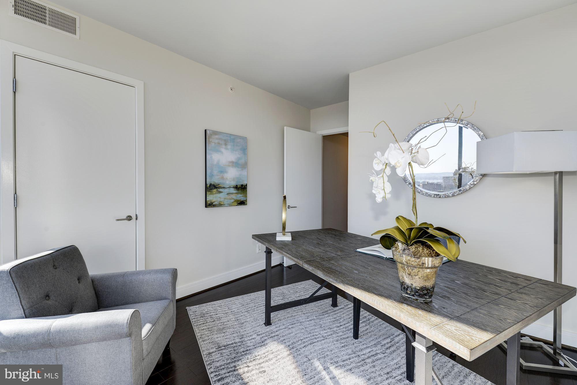 COURTHOUSE - Residential