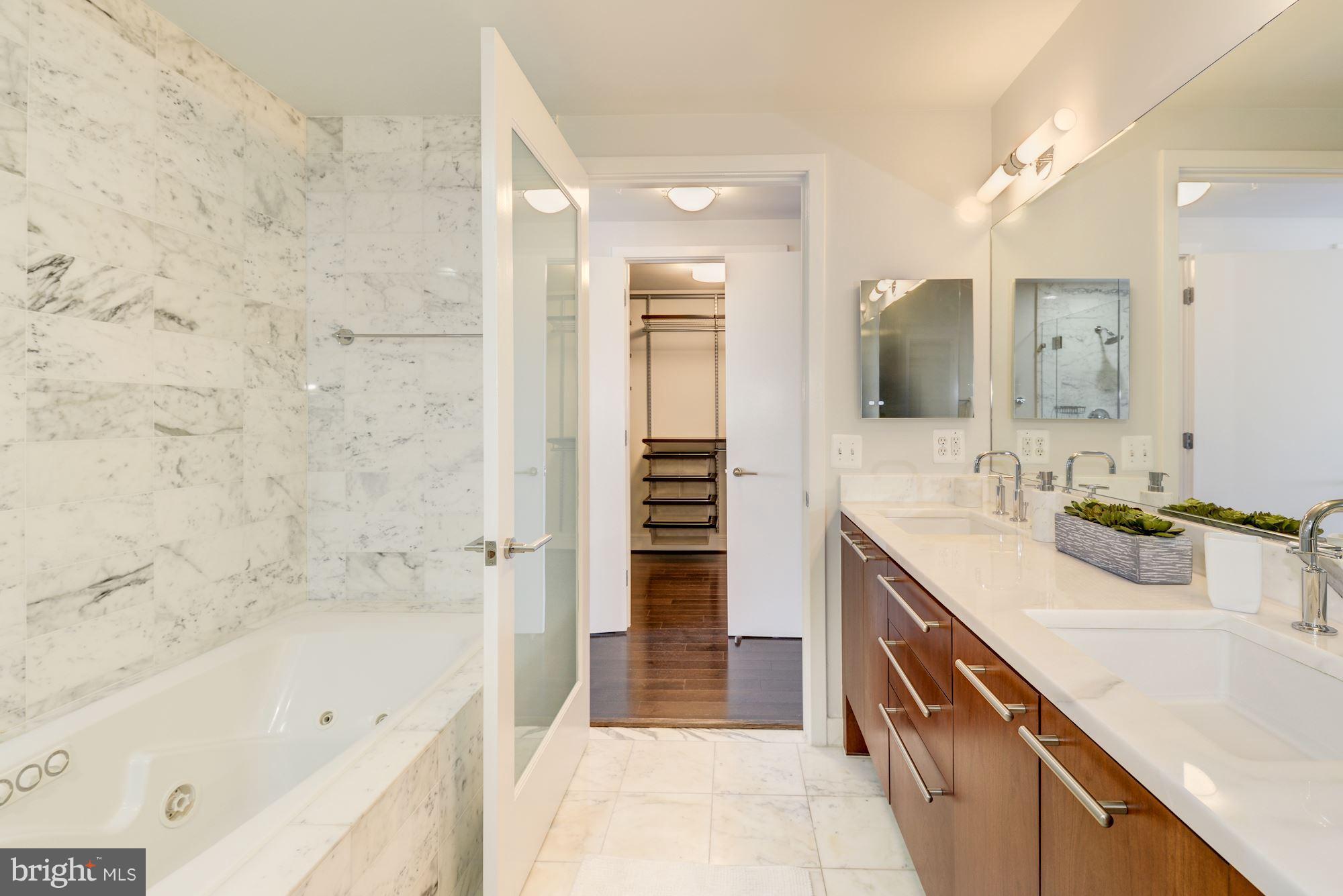 COURTHOUSE - Residential