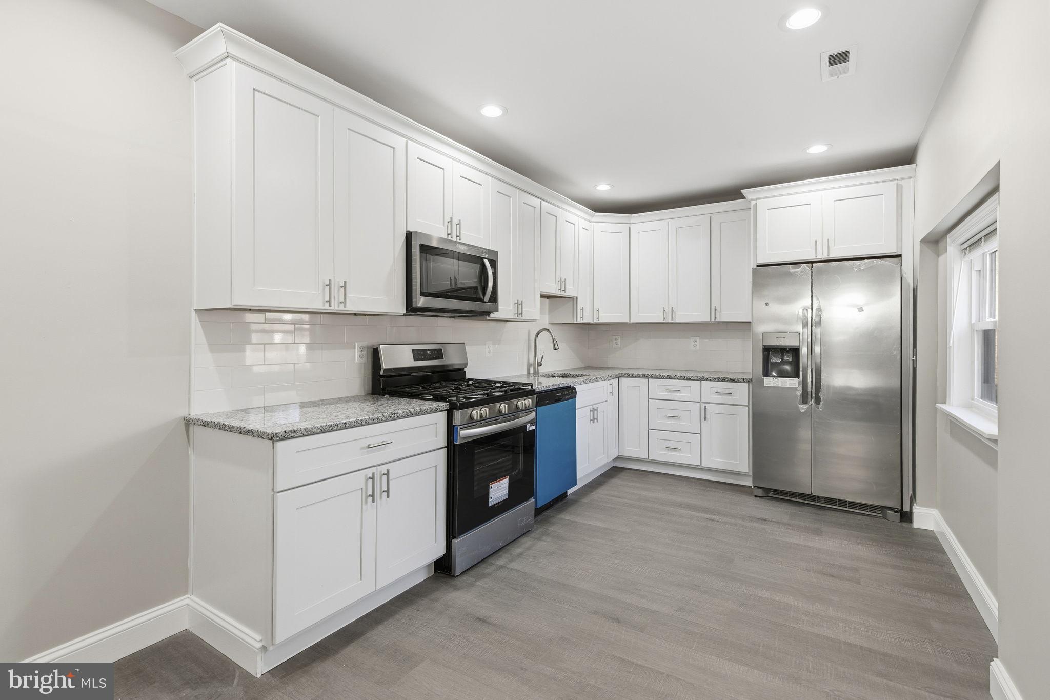 BROOKVIEW - Residential