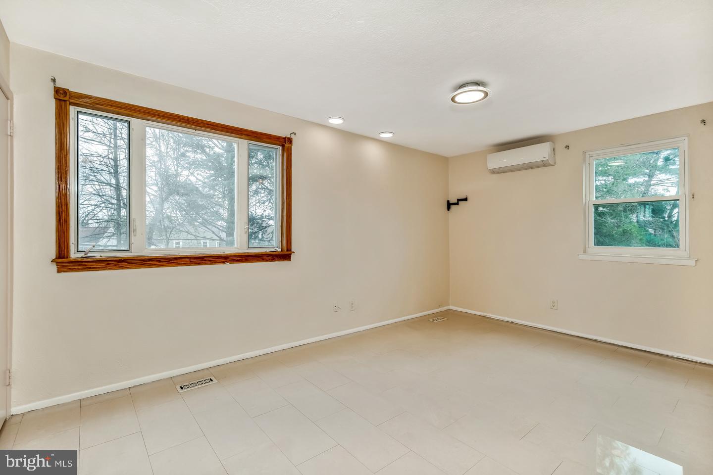 PHILMONT HEIGHTS - Residential