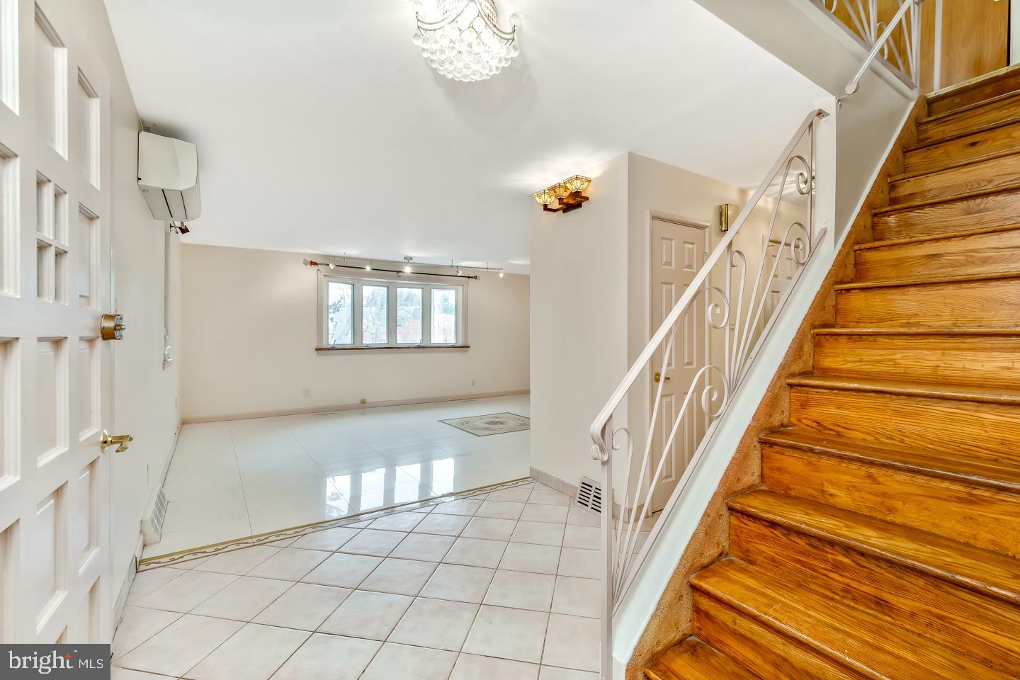 PHILMONT HEIGHTS - Residential