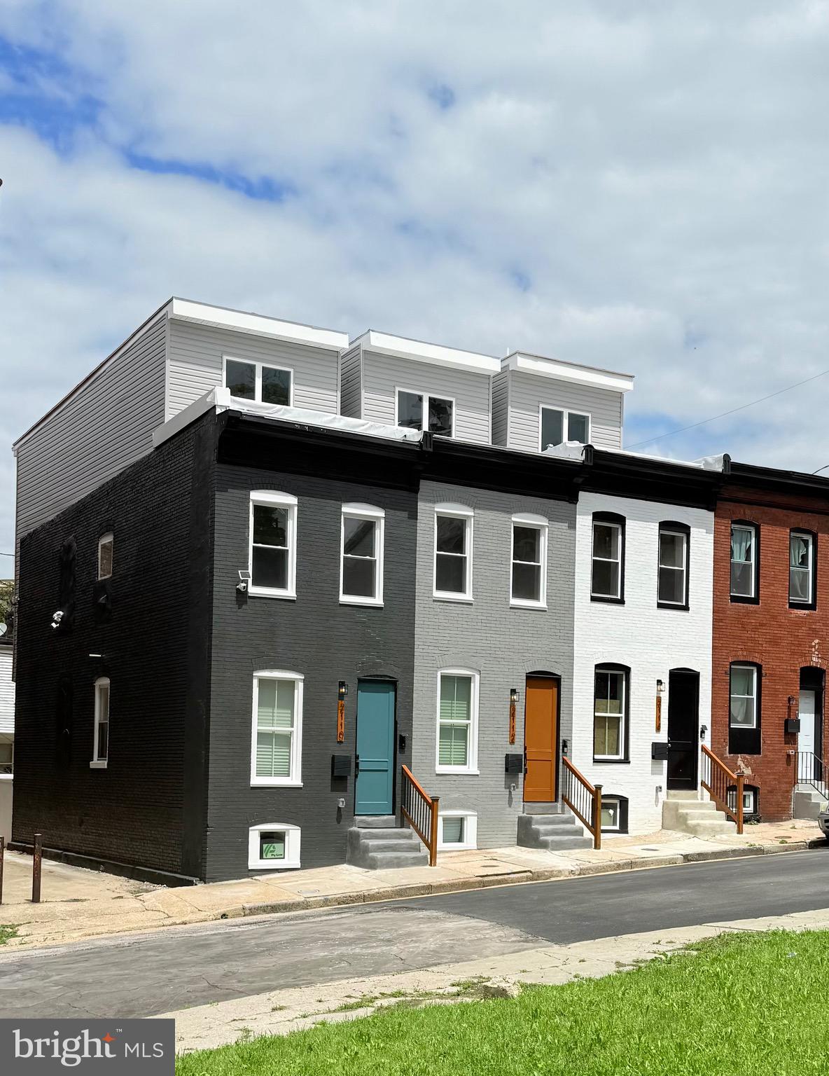 BROADWAY EAST - Residential