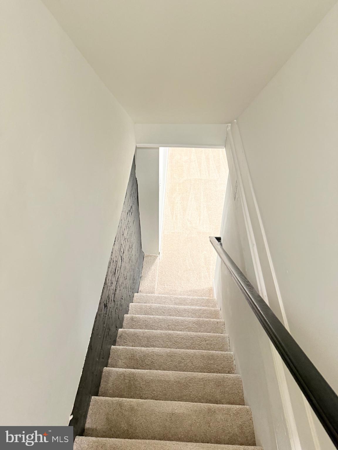 BROADWAY EAST - Residential