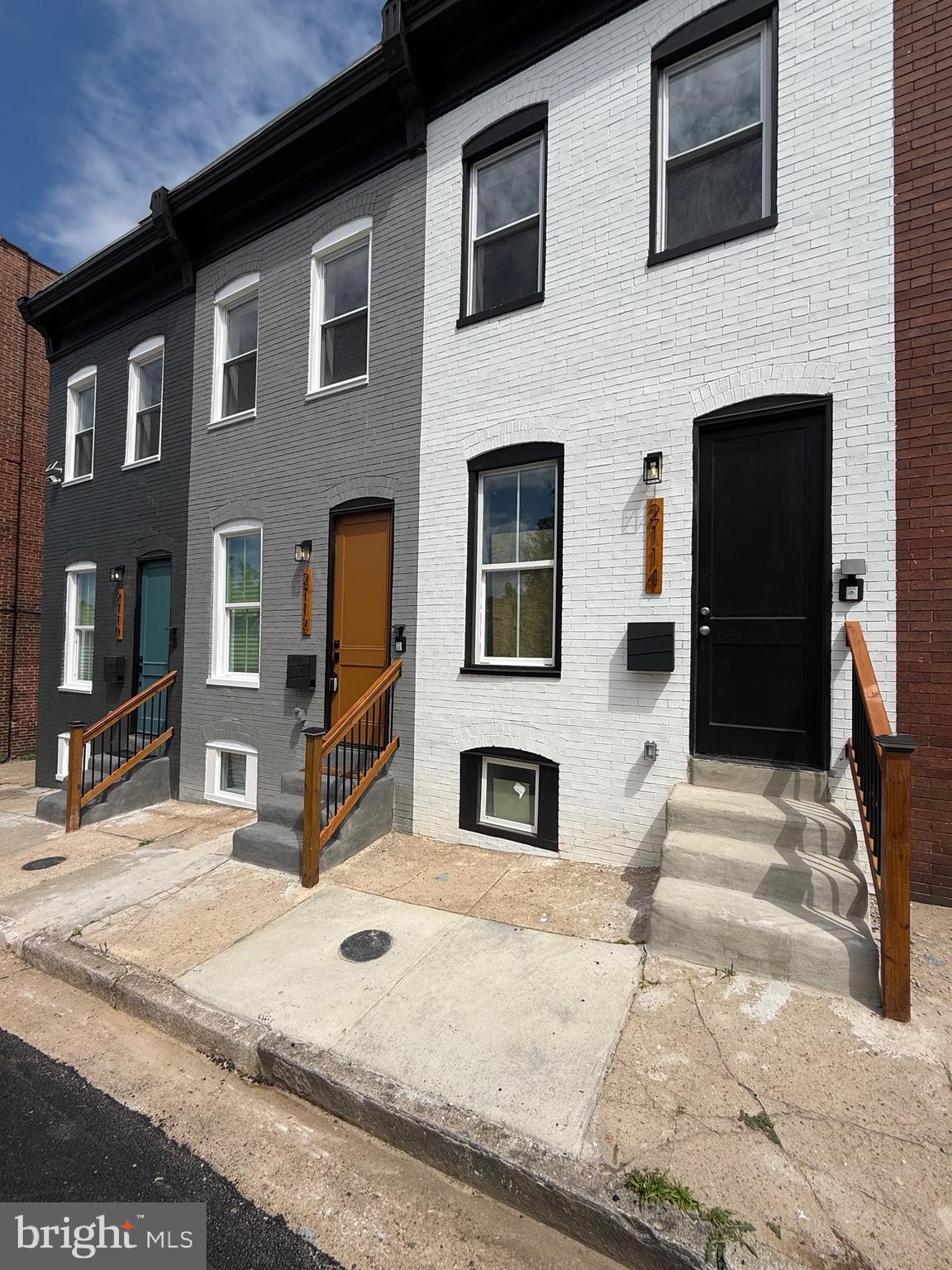 BROADWAY EAST - Residential