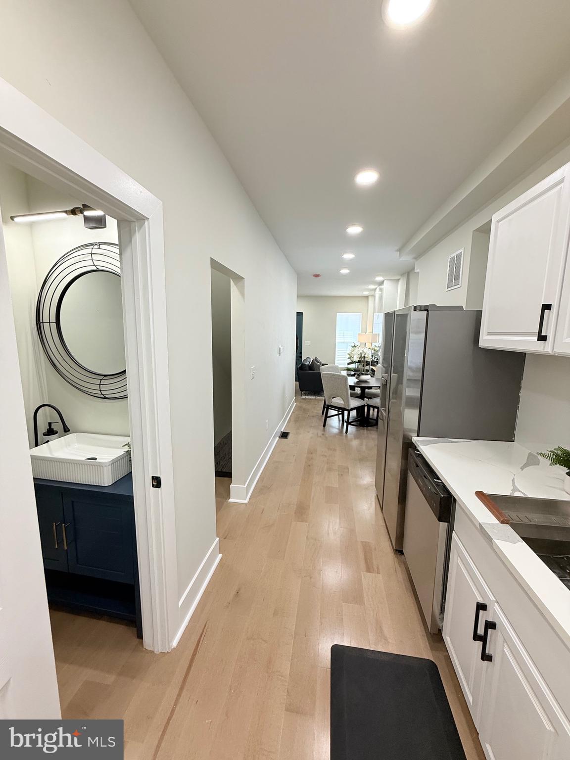 BROADWAY EAST - Residential