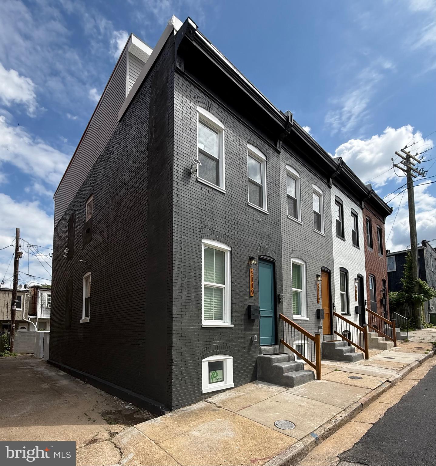 BROADWAY EAST - Residential