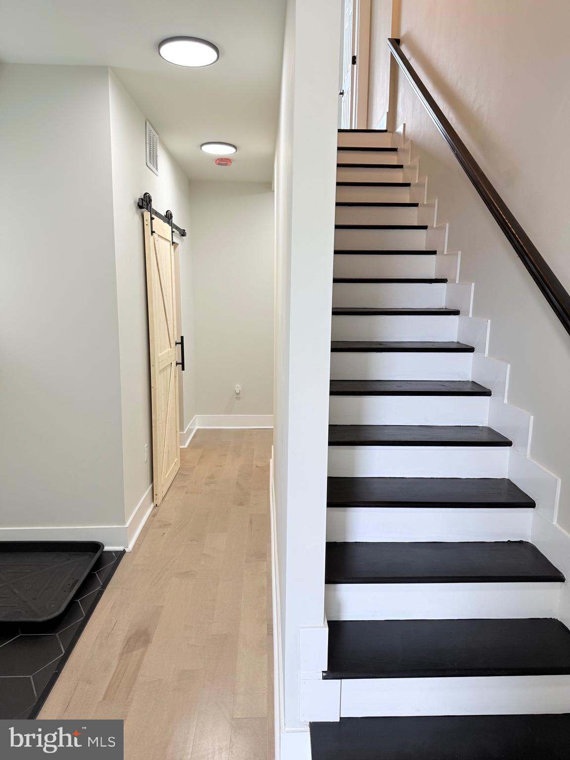 BROADWAY EAST - Residential