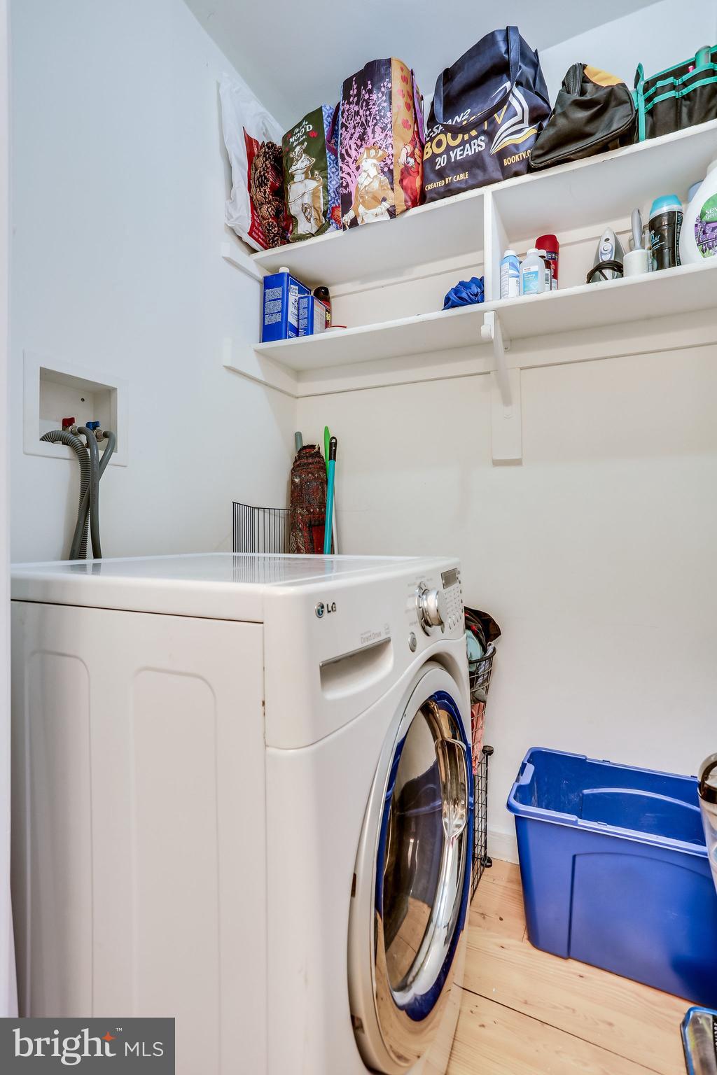 ARLINGTON OAKS - Residential