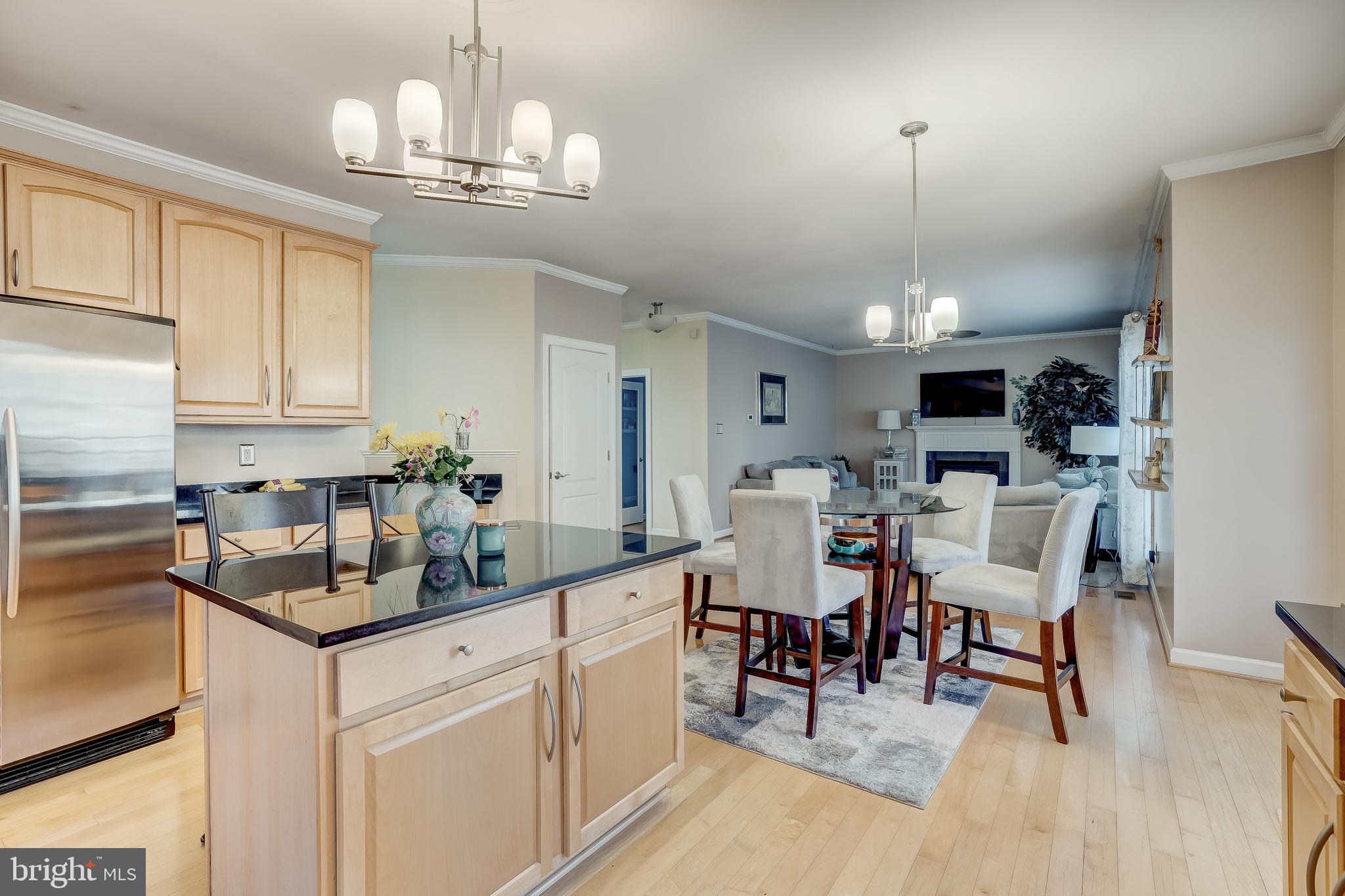 COLONIAL PARK - Residential