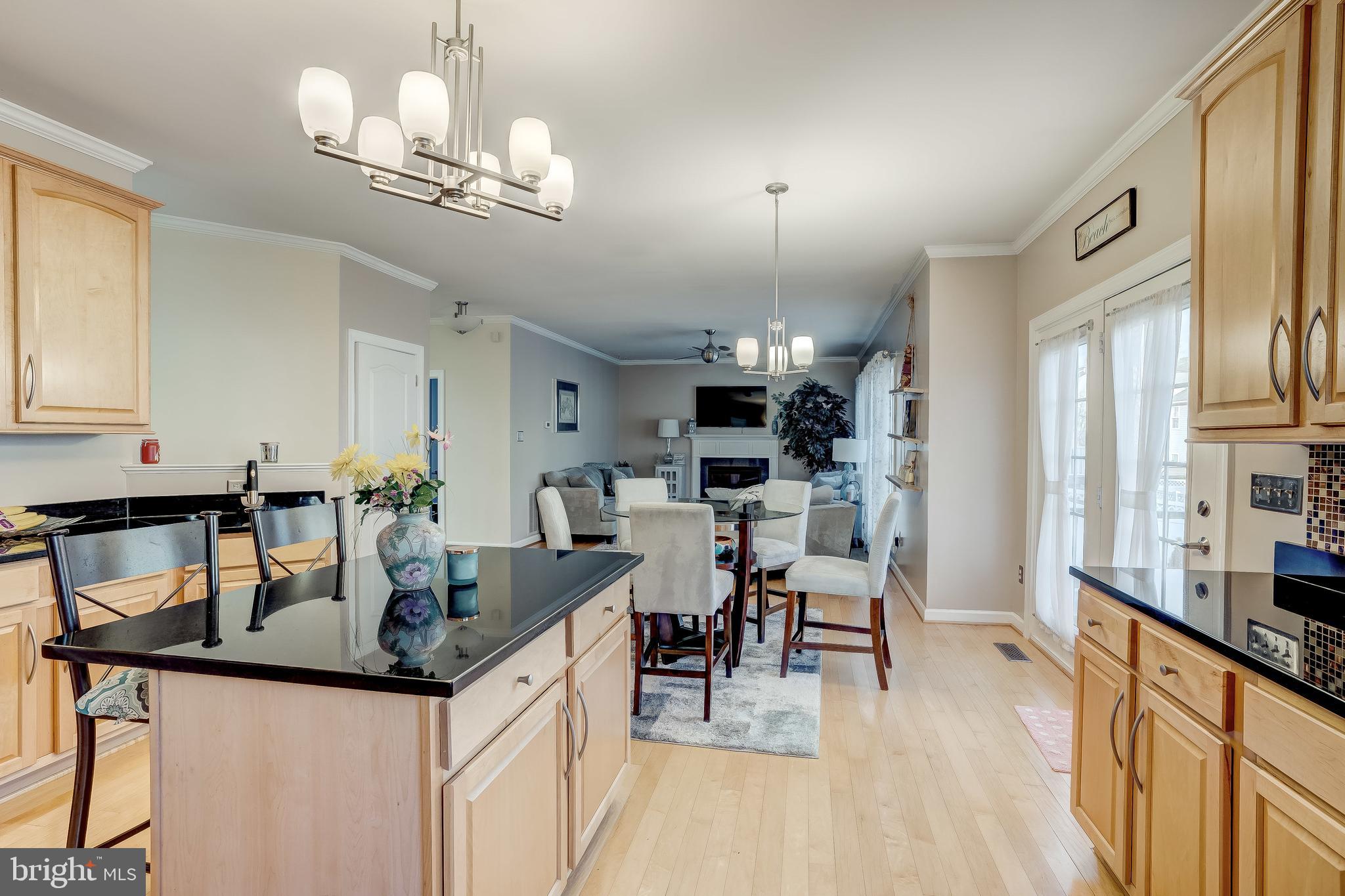 COLONIAL PARK - Residential