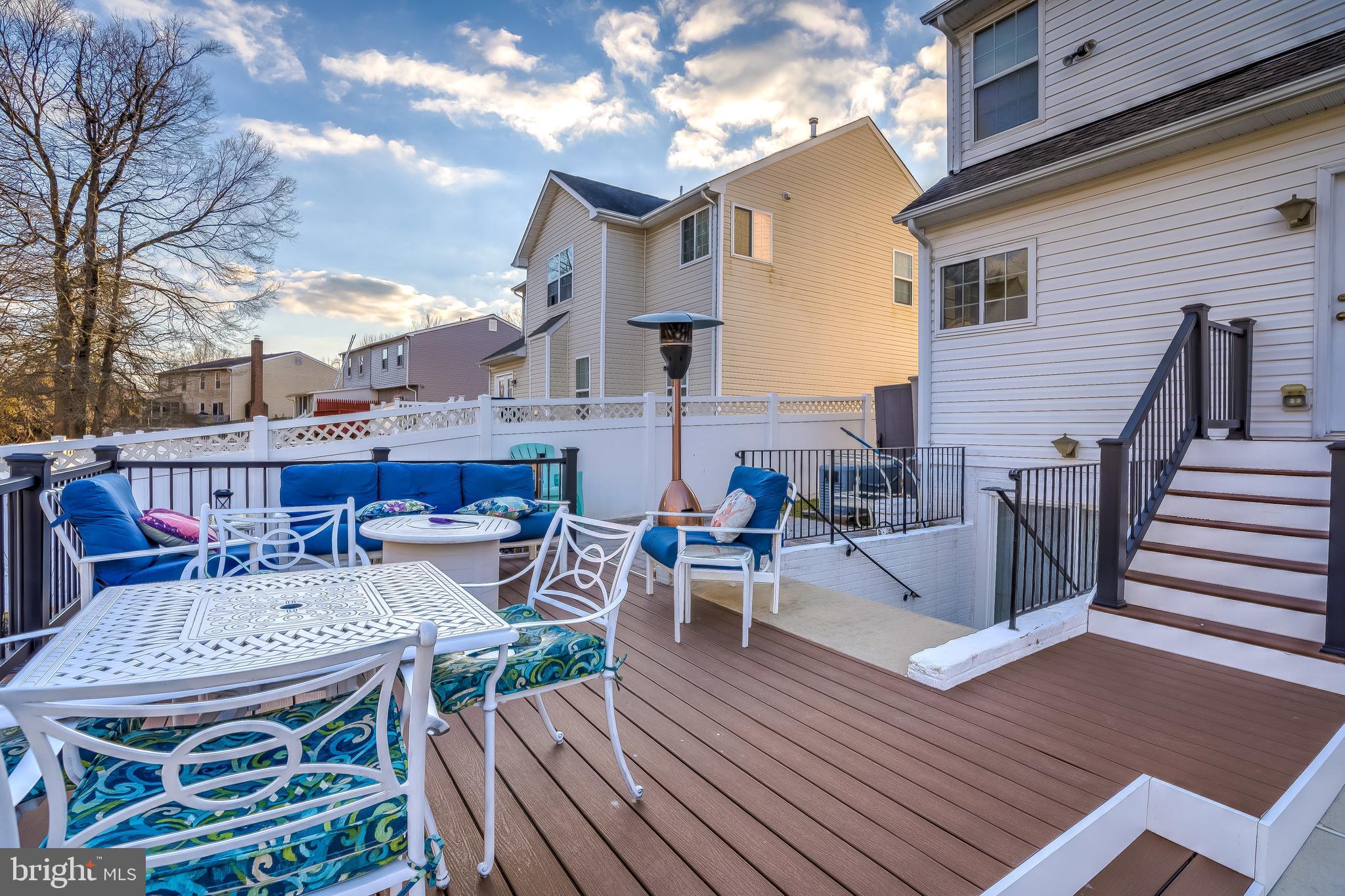 COLONIAL PARK - Residential