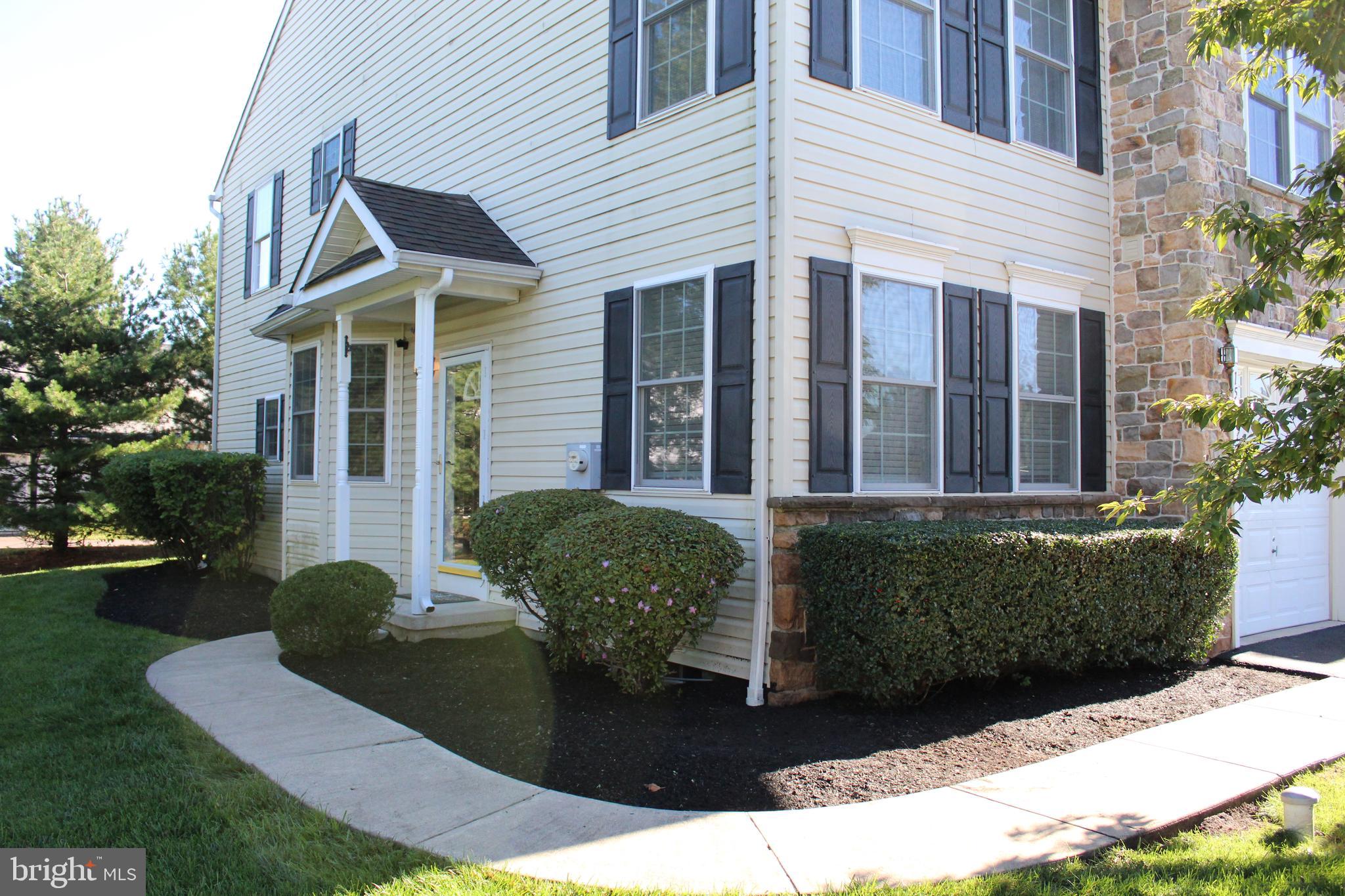 RYAN COURT - Residential Lease