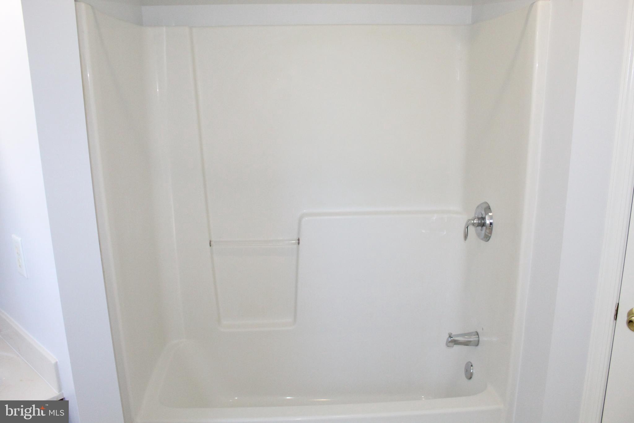 RYAN COURT - Residential Lease