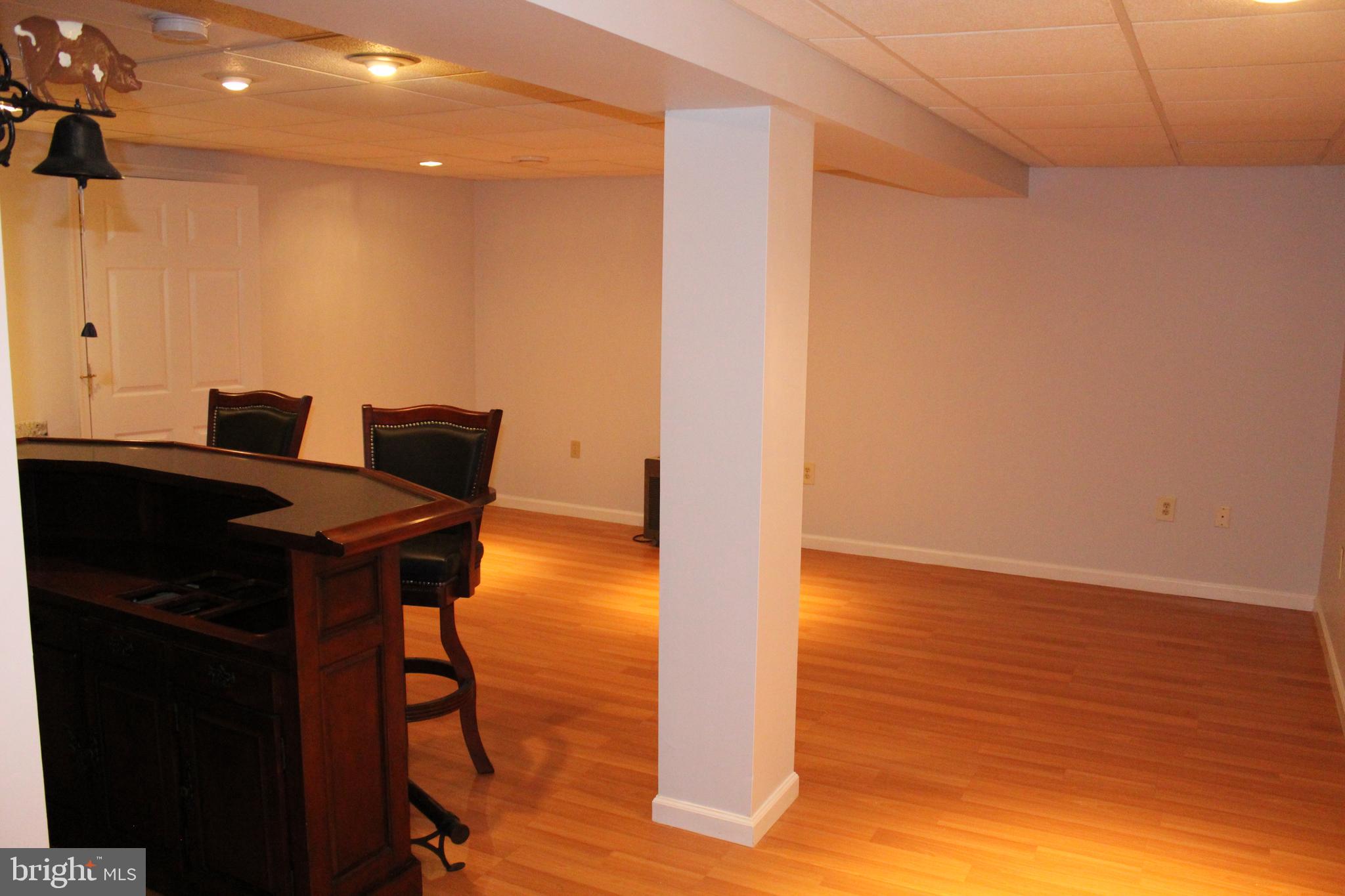 RYAN COURT - Residential Lease