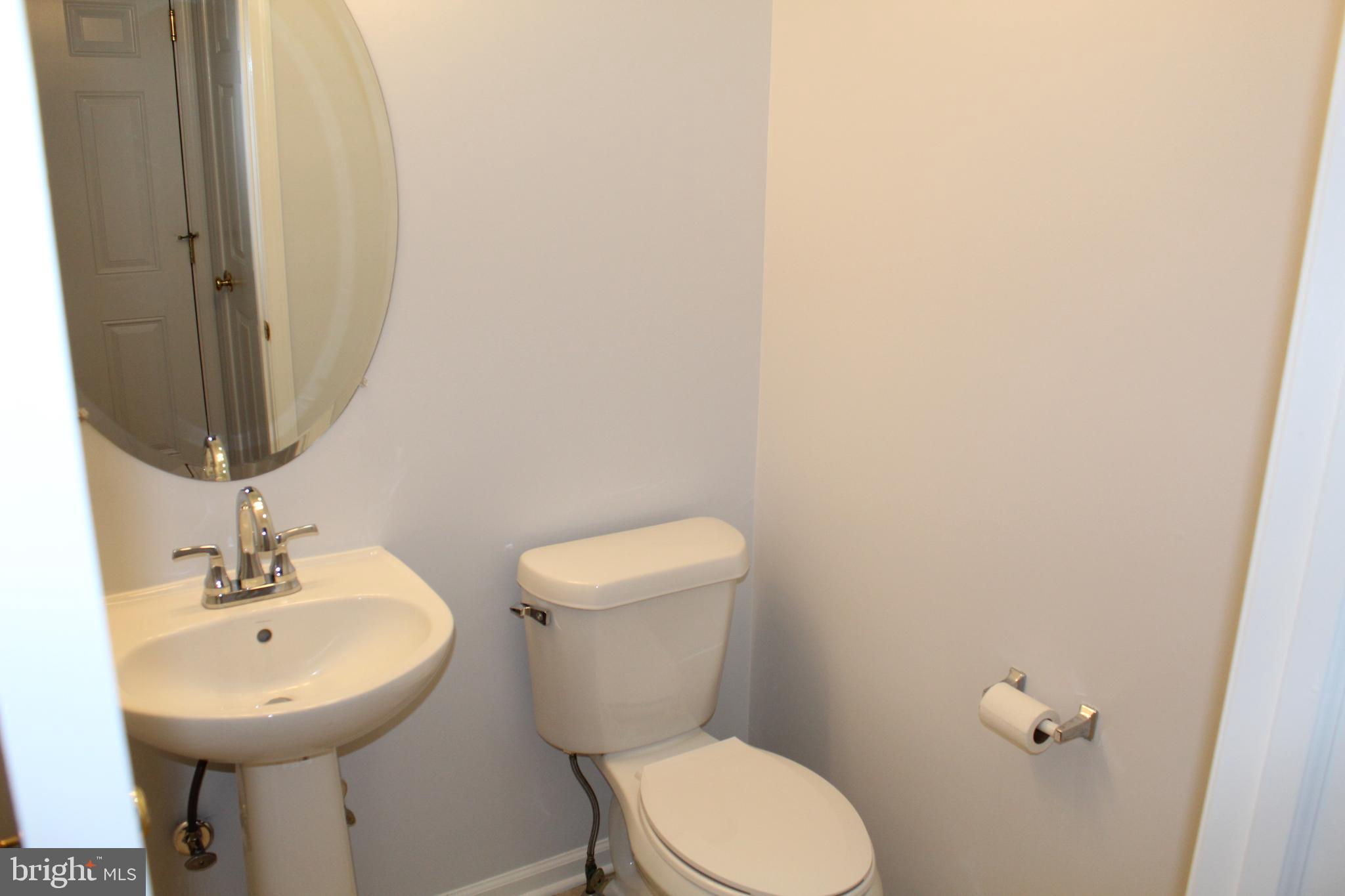 RYAN COURT - Residential Lease