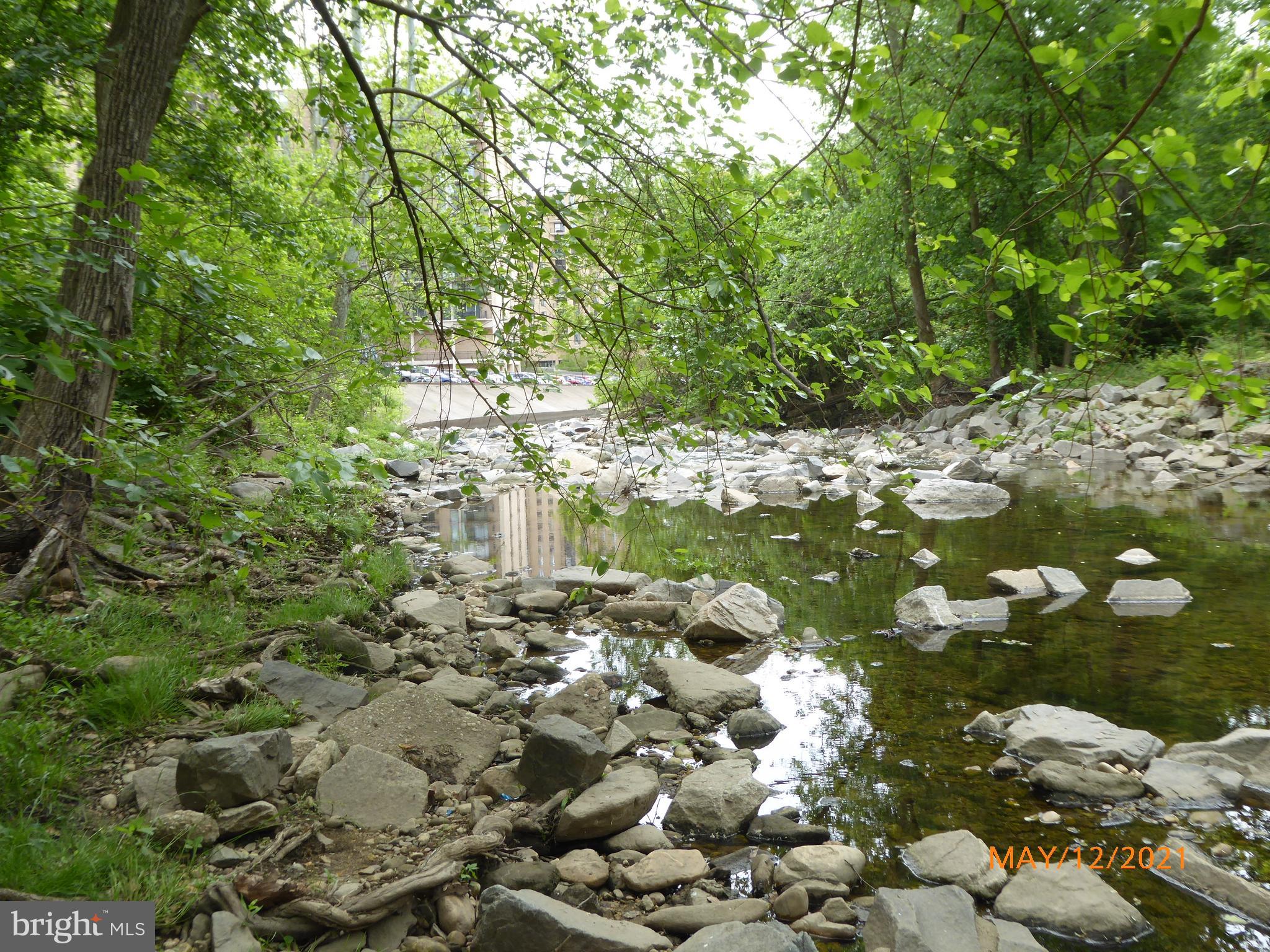 THE CARLTON - Residential