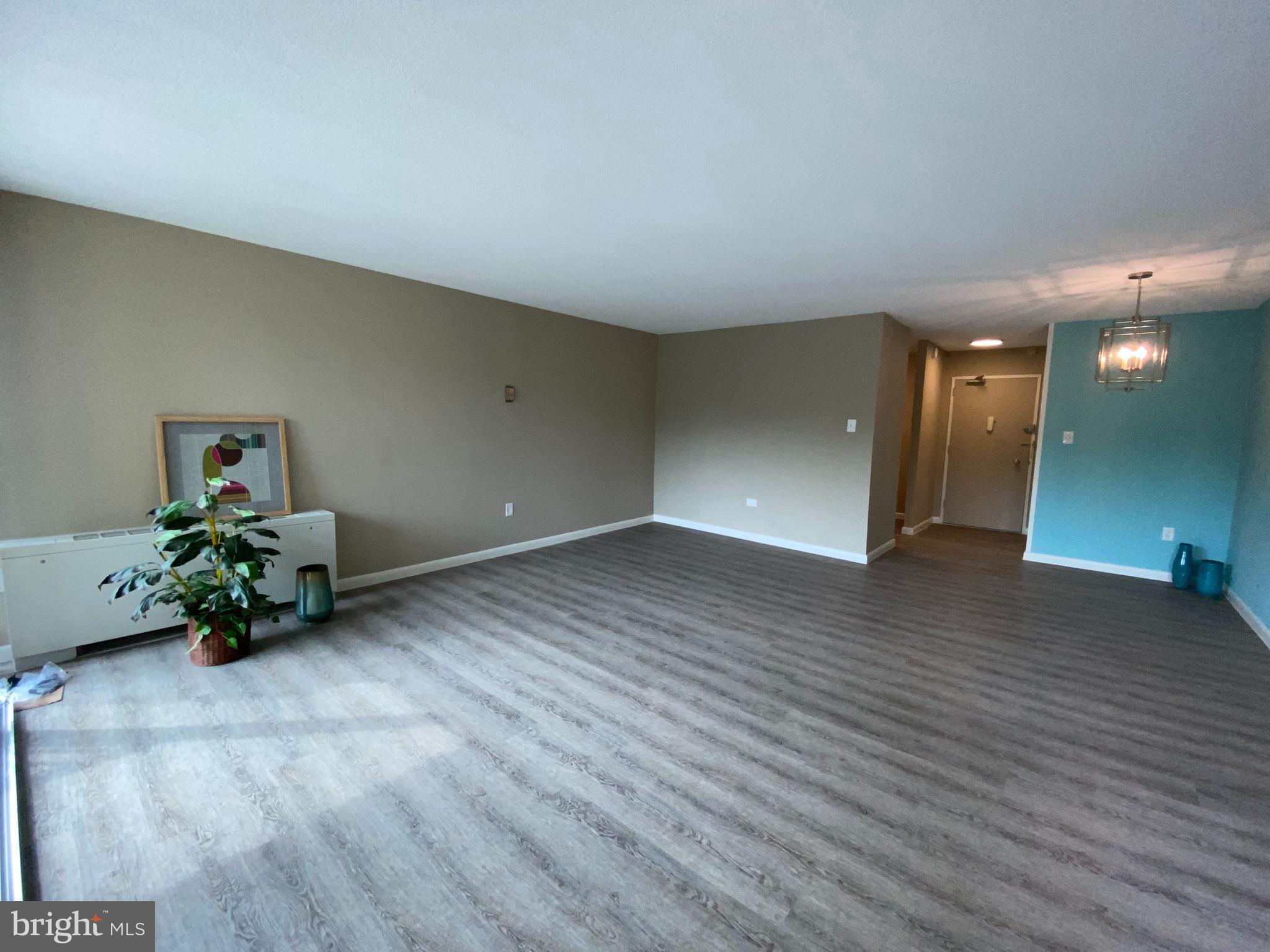 THE CARLTON - Residential