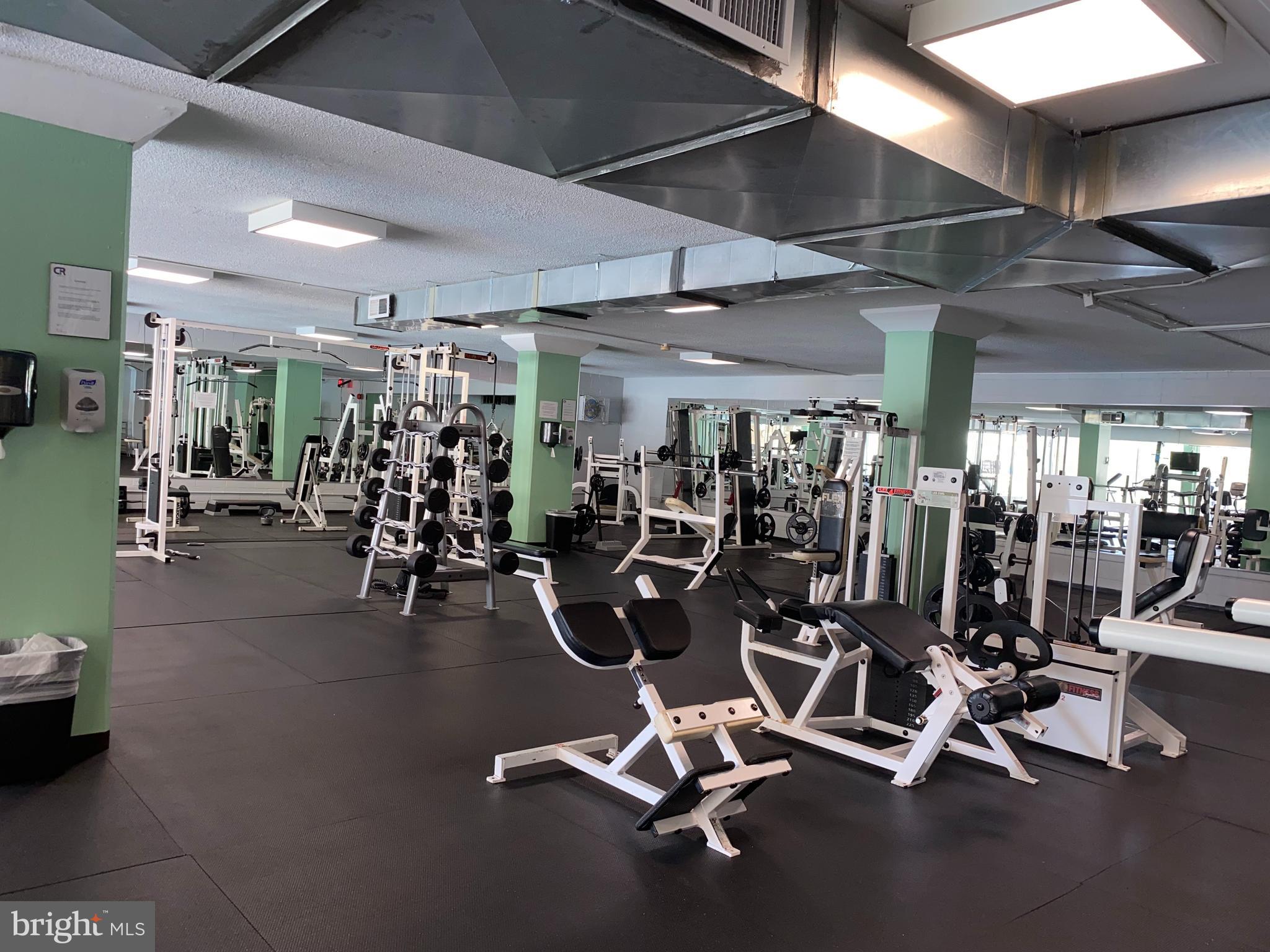 THE CARLTON - Residential