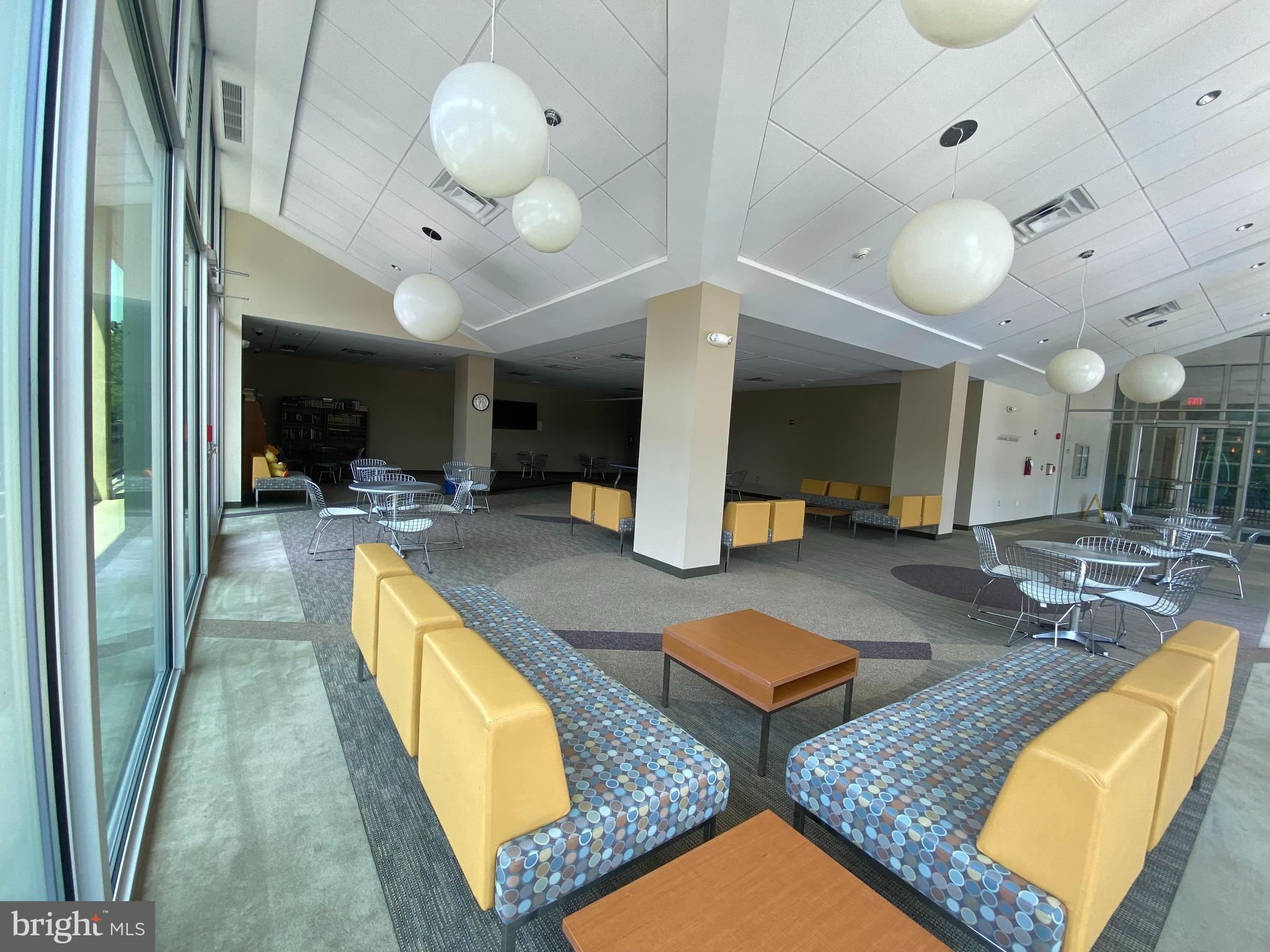 THE CARLTON - Residential