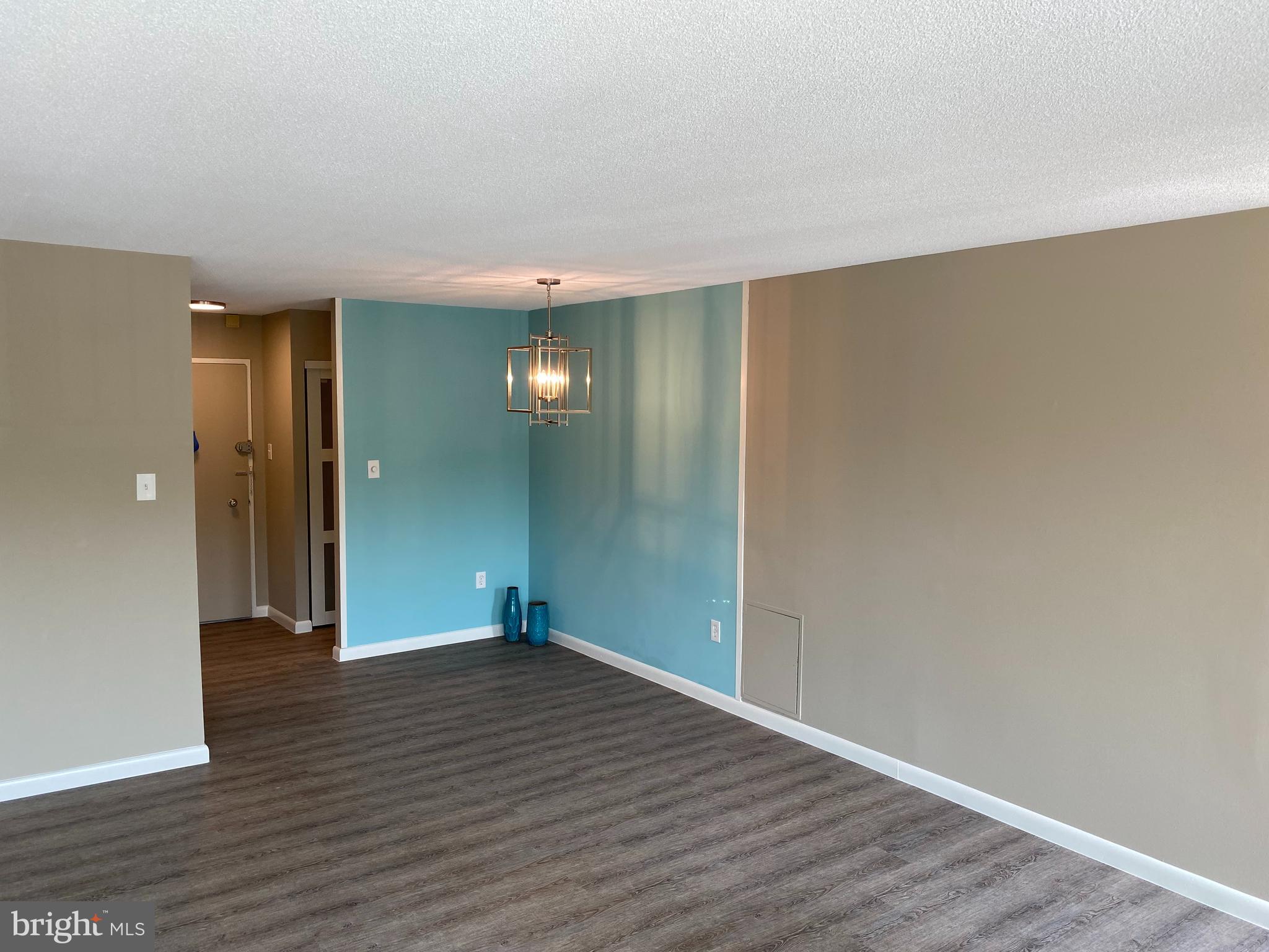 THE CARLTON - Residential