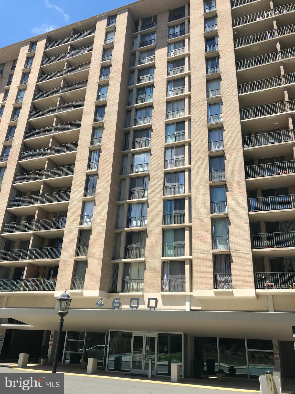 THE CARLTON - Residential