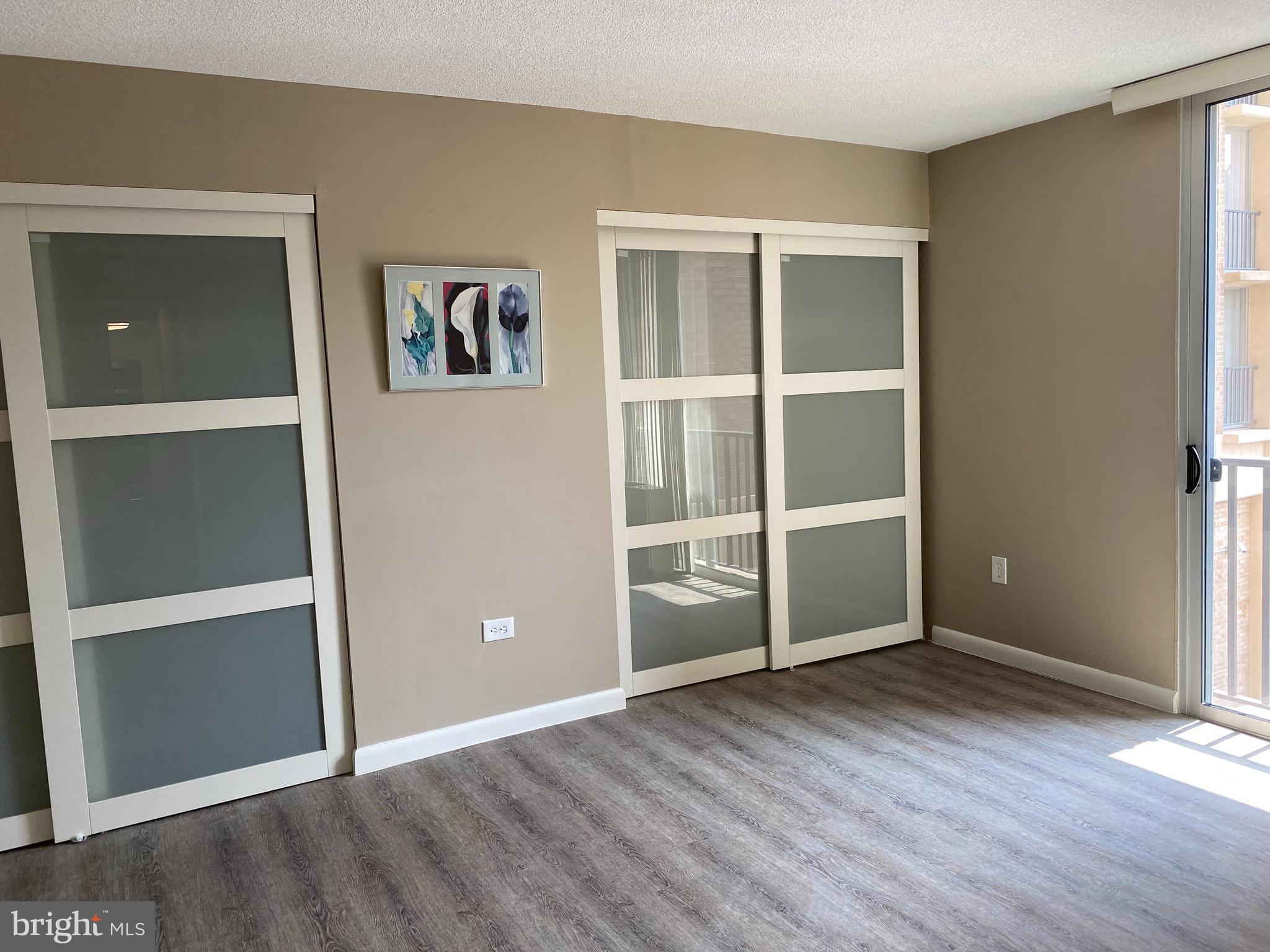 THE CARLTON - Residential