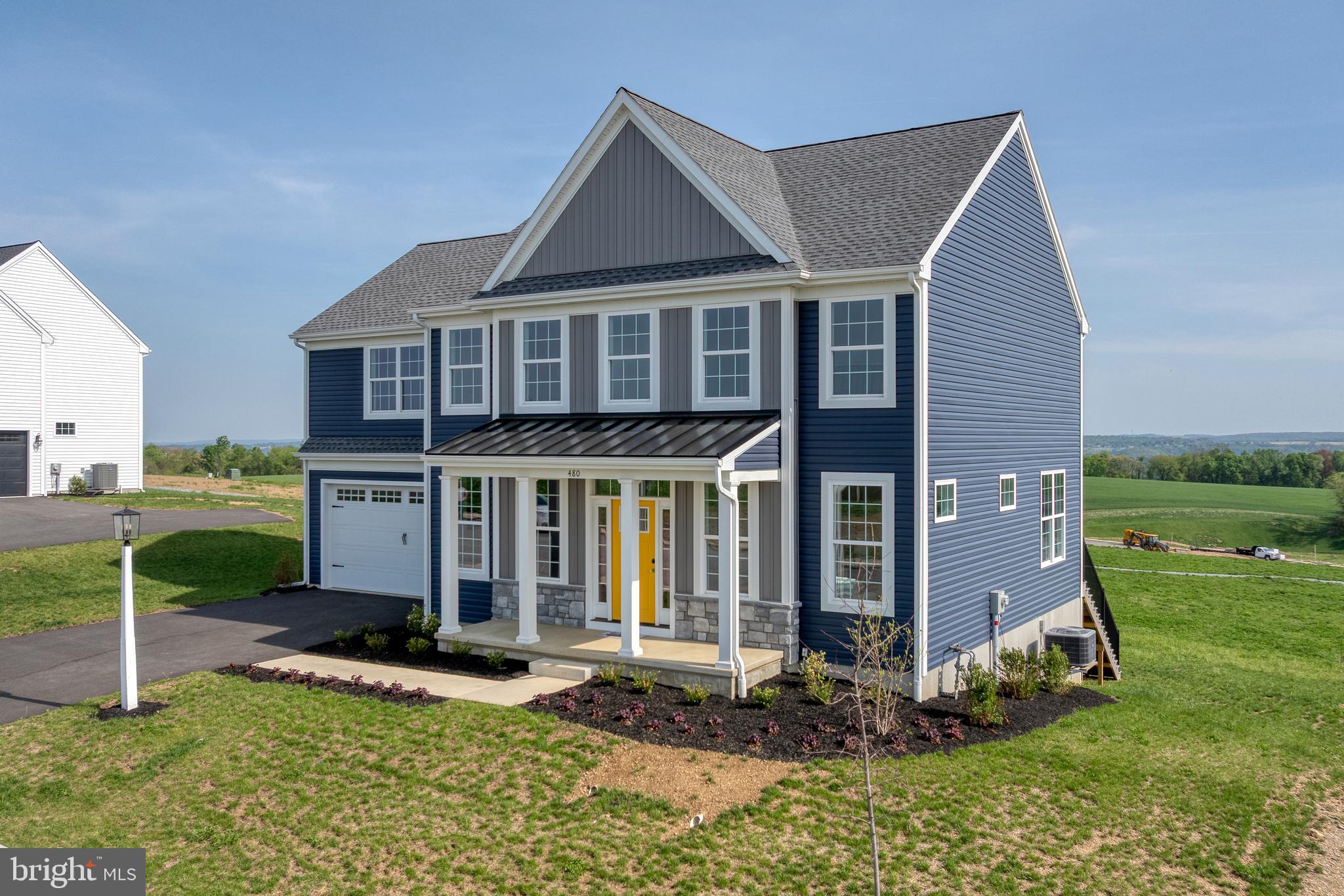480 WINDING WAY 201