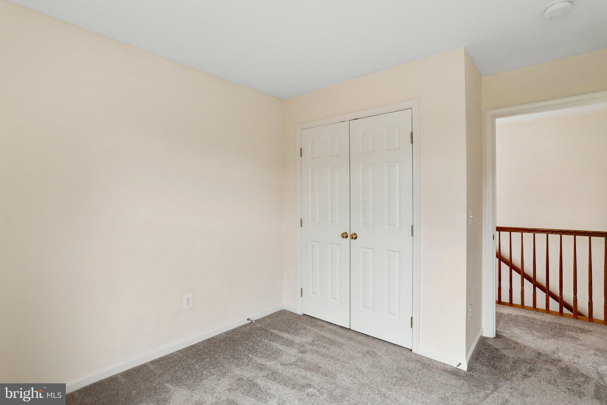 LAKELAND PLACE - Residential Lease