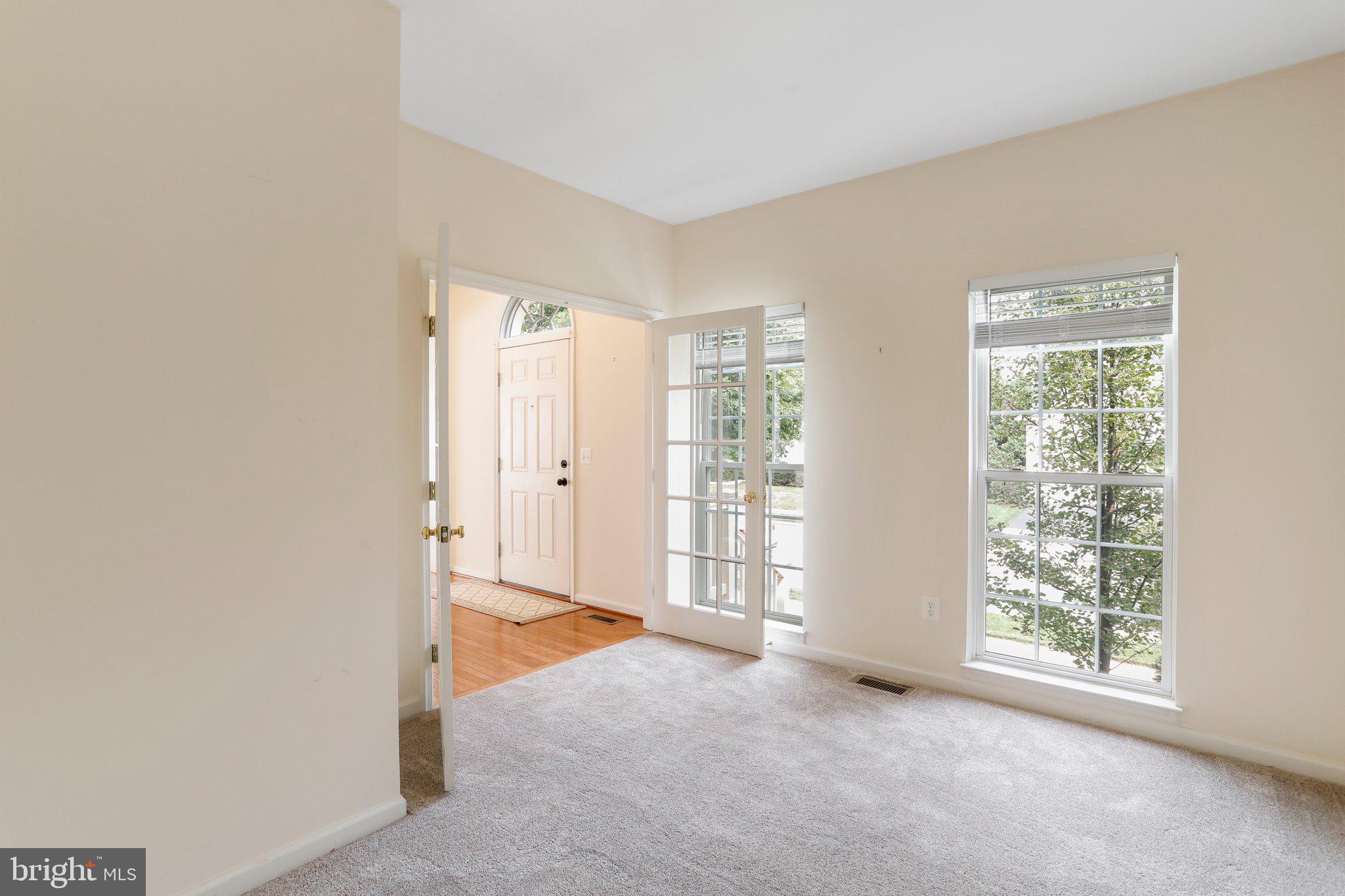 LAKELAND PLACE - Residential Lease